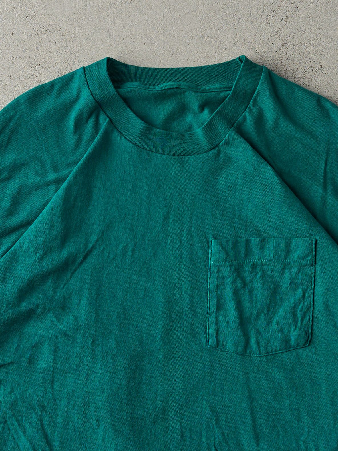 Vintage 90s Teal Single Stitch Pocket Tee (M/L)