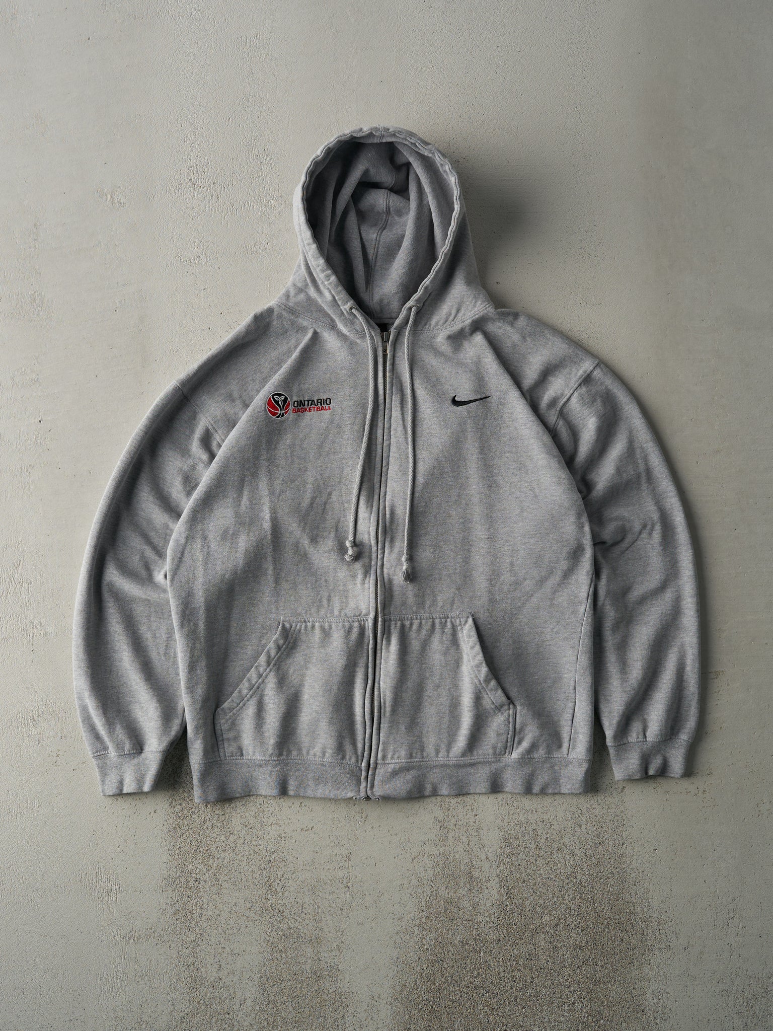 Vintage Y2K Grey Nike Ontario Basketball Embroidered Zip Up Hoodie (L)