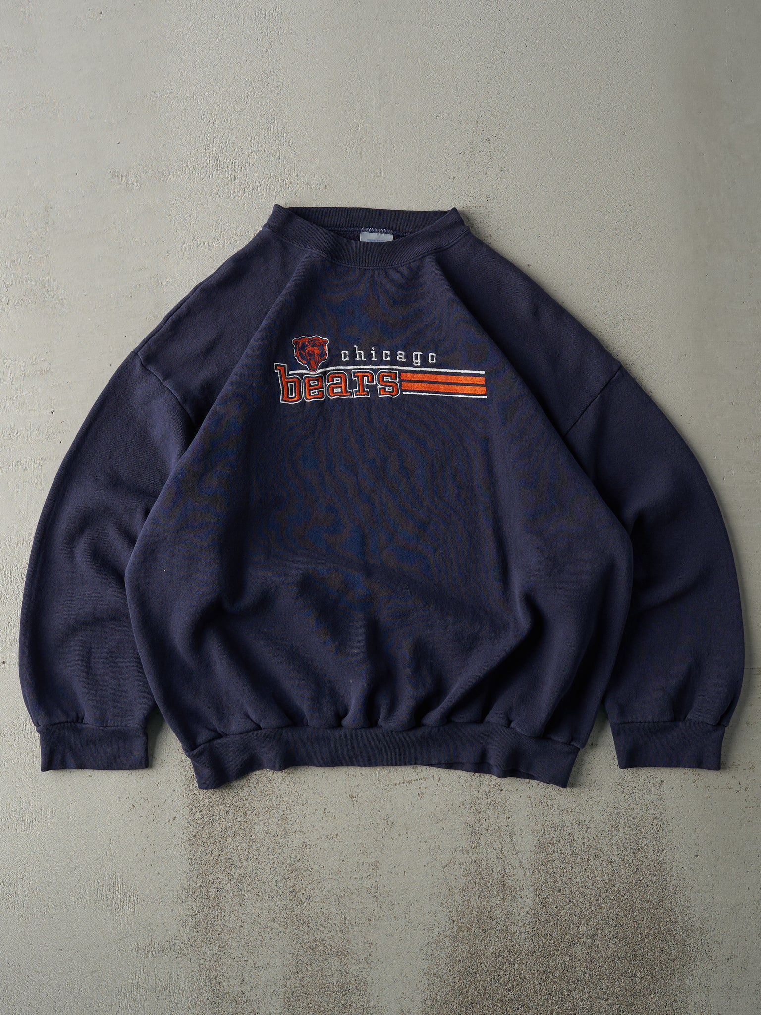 Vintage 90s Navy Blue Embroidered Chicago Bears Crewneck (L/XL)