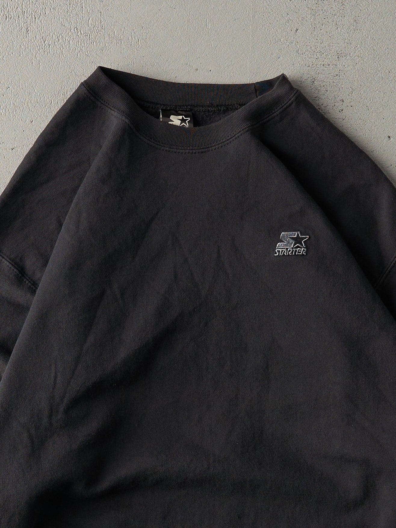 Vintage Y2K Faded Black Embroidered Starter Crewneck (M)