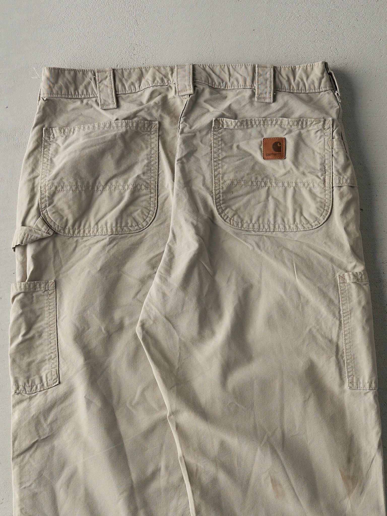 Vintage Y2K Beige Dungaree Fit Carhartt Light Weight Carpenter Pants (35.5x31.5)