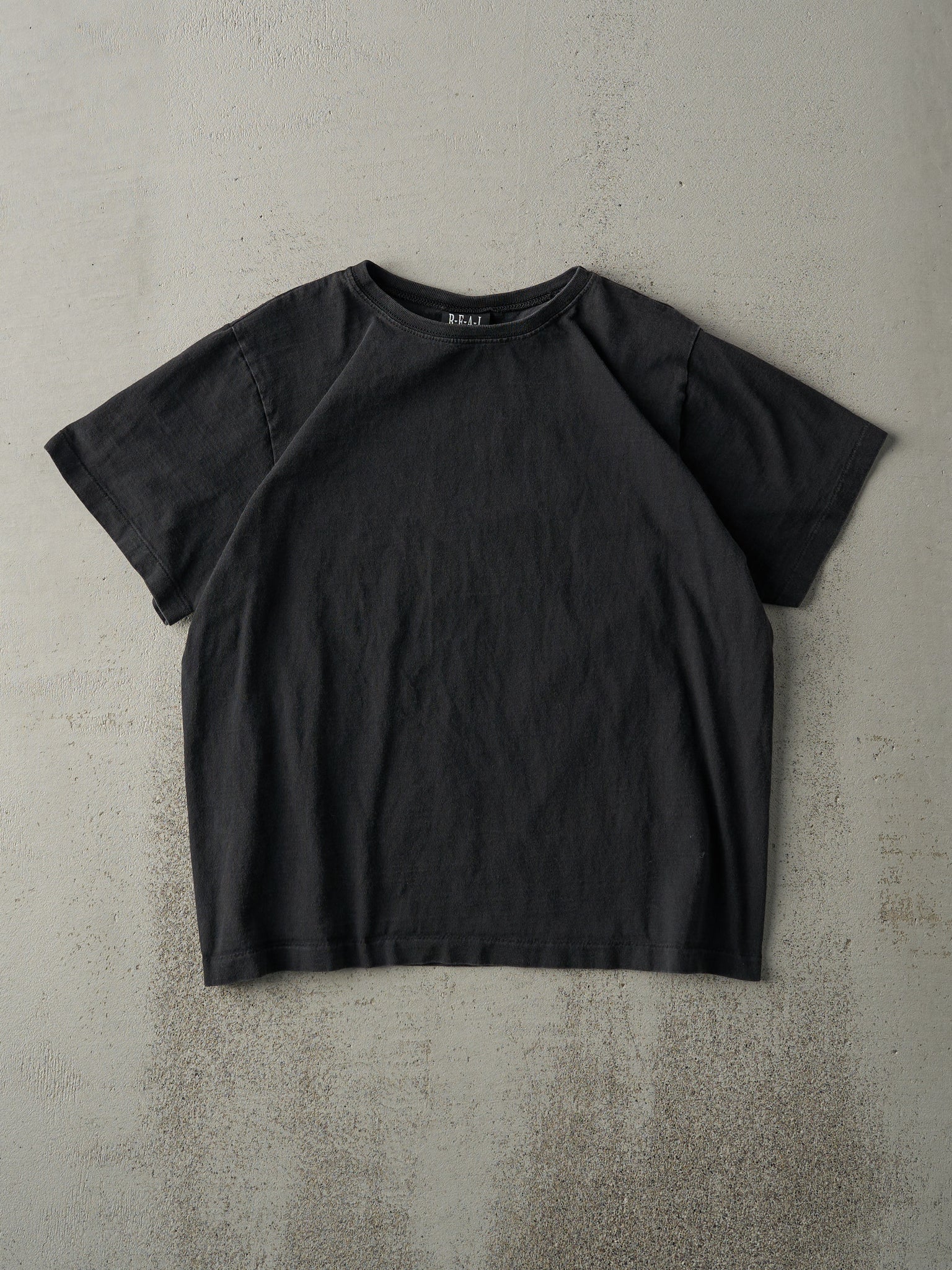 Vintage 90s Faded Black Blank Tee (M)