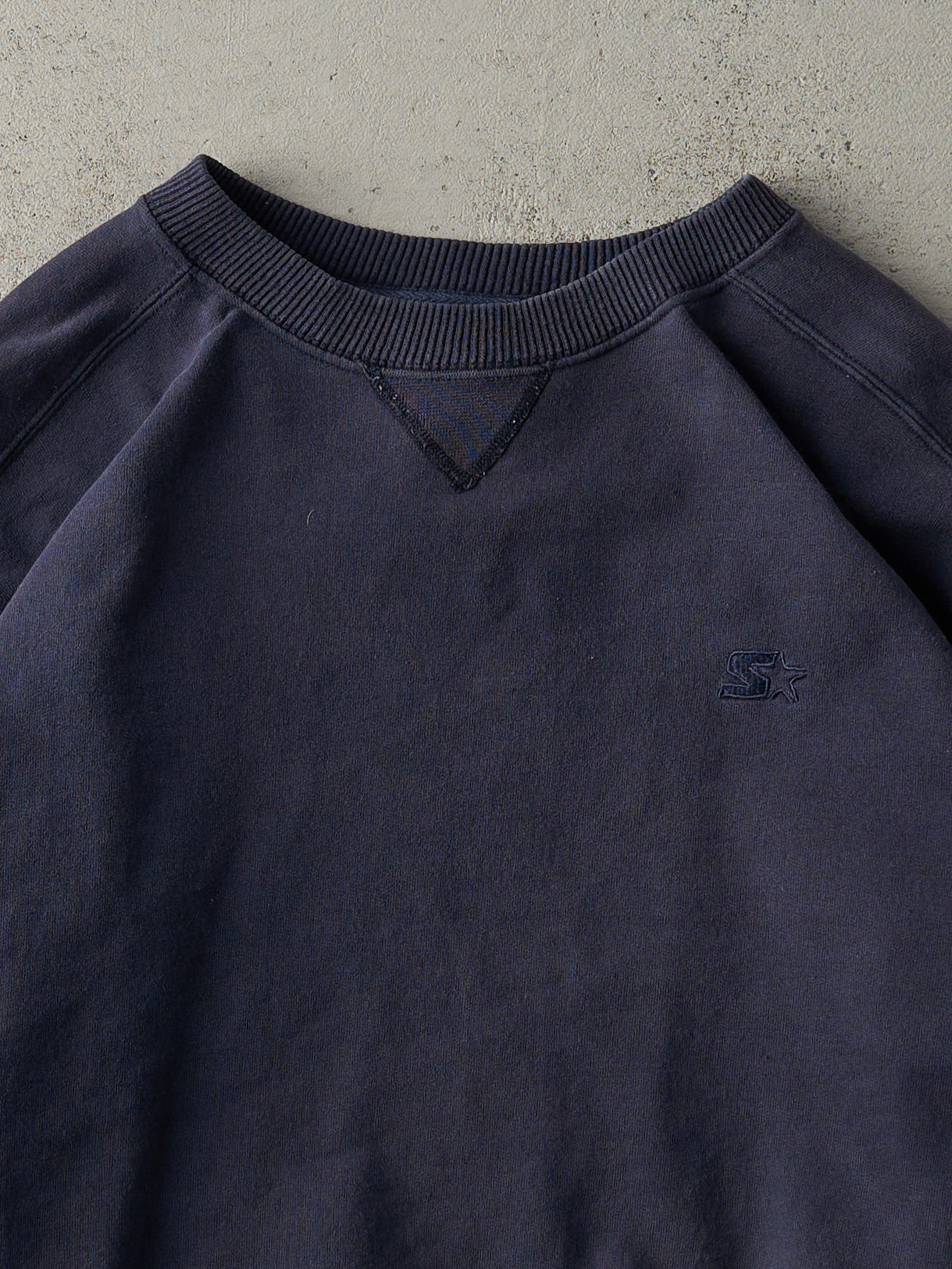 Vintage 90s Navy Blue Embroidered Starter Crewneck (L)