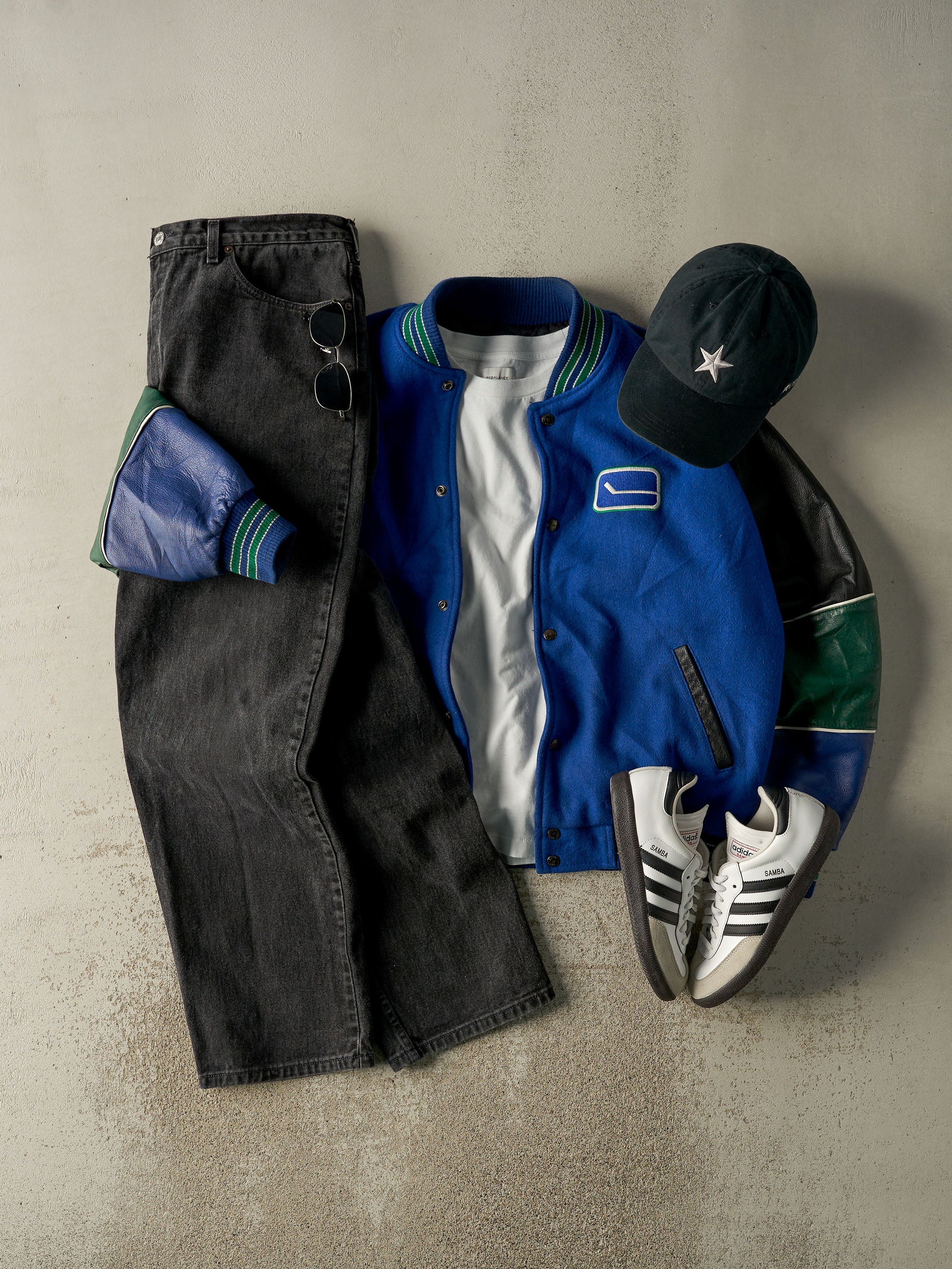 Vintage 90s Blue Vancouver Canucks Varsity Jacket (XL)