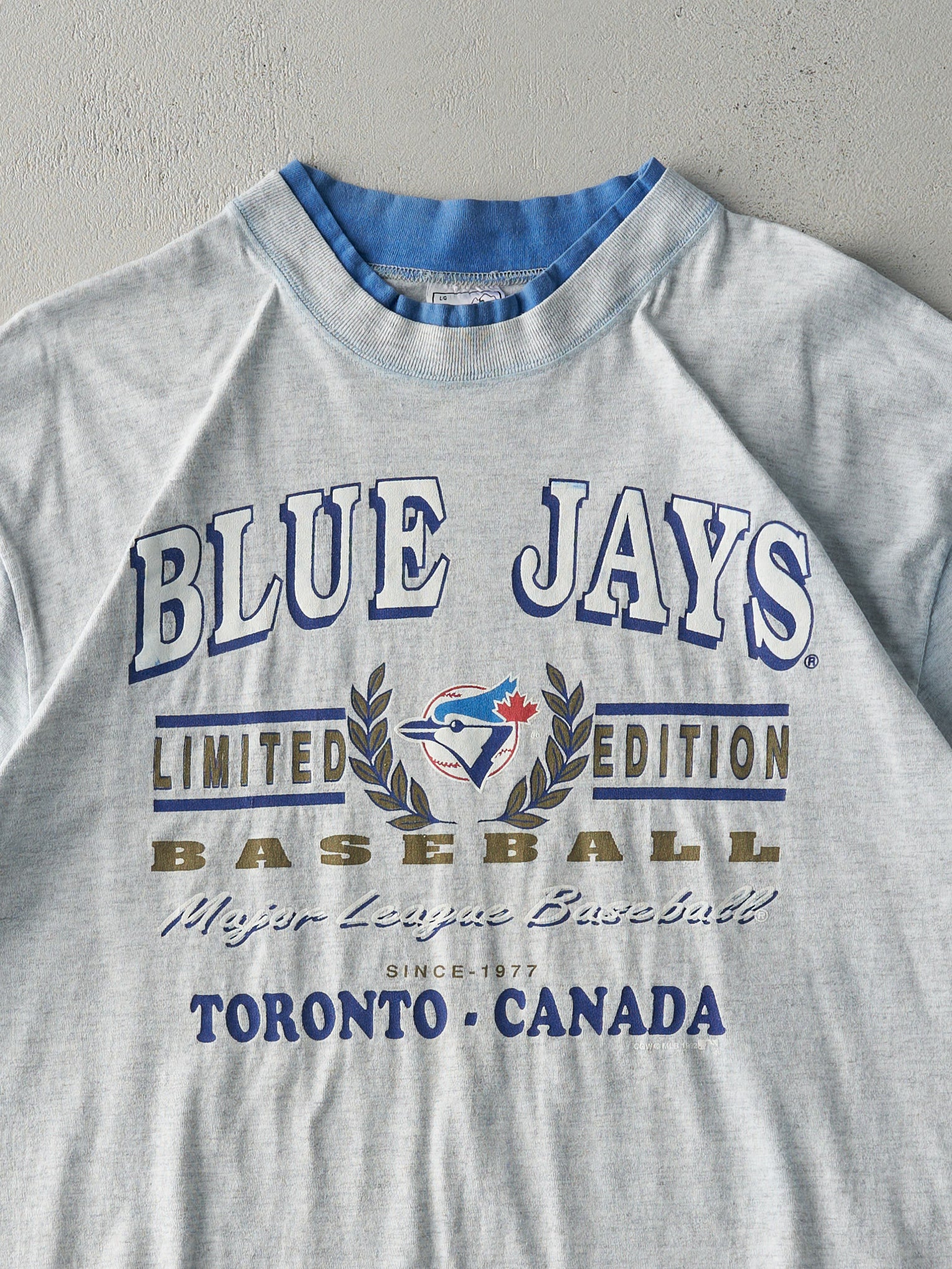 Vintage 92' Grey Toronto Blue Jays Double Neck Tee (M/L)