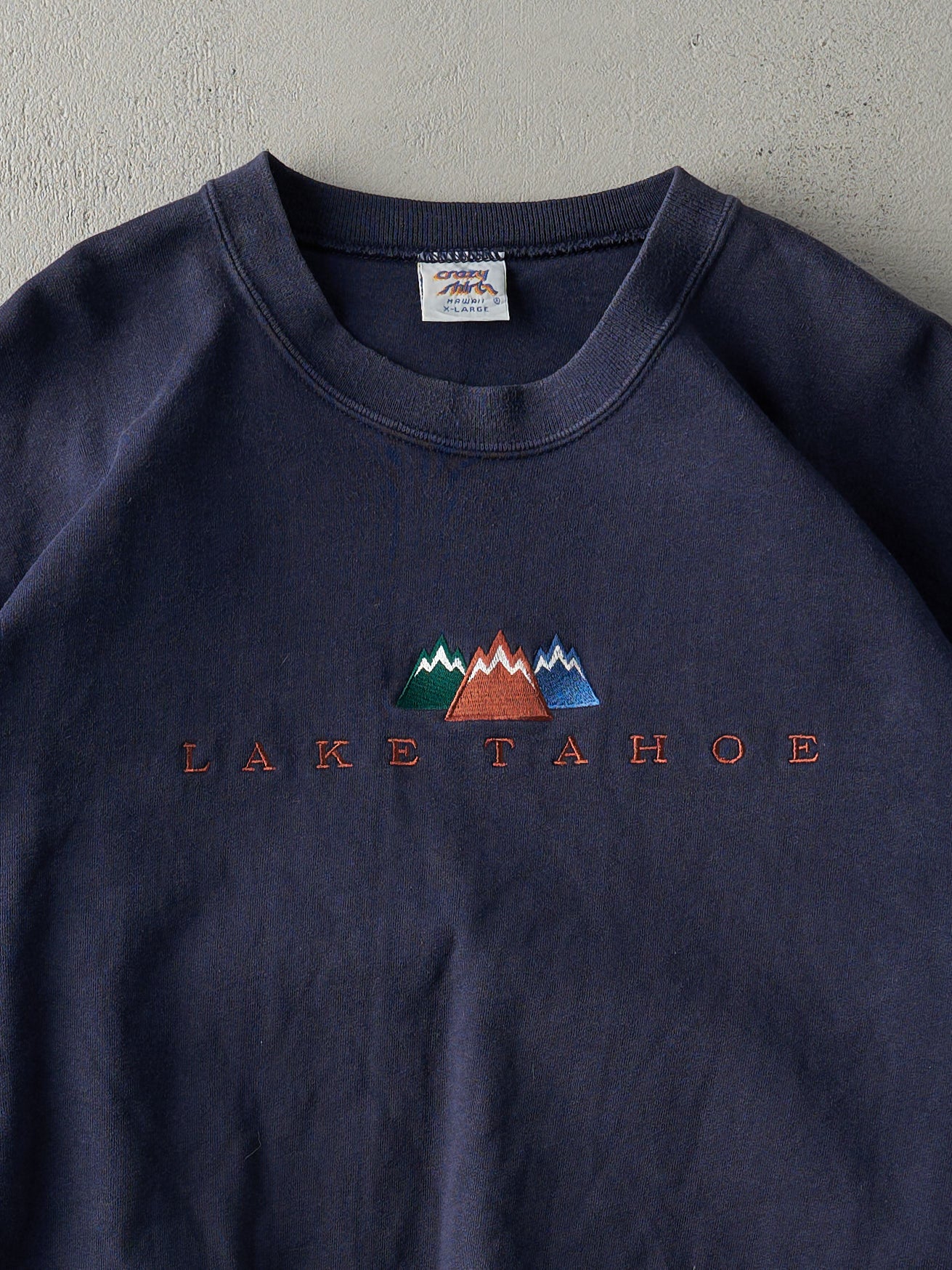 Vintage 90s Navy Blue Embroidered Lake Tahoe Crewneck (L/XL)