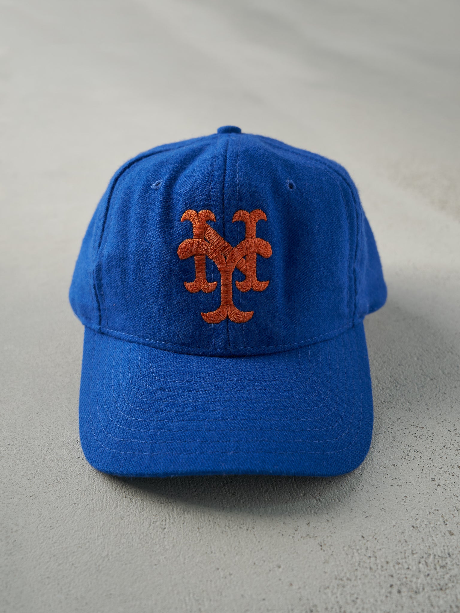 Vintage 90s Blue New York Mets Embroidered Wool Snap Back Hat