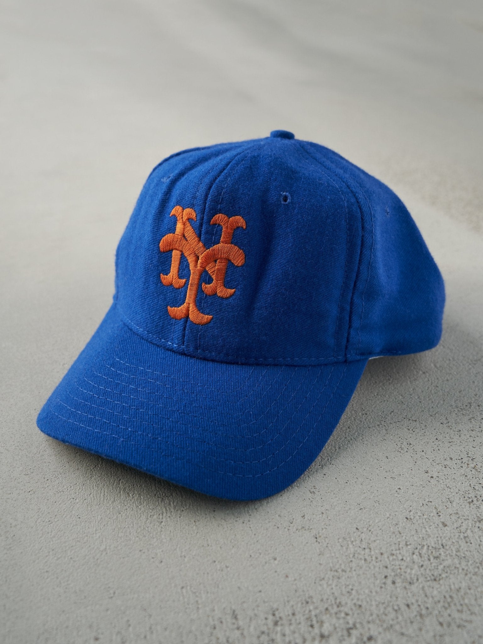 Vintage 90s Blue New York Mets Embroidered Wool Snap Back Hat