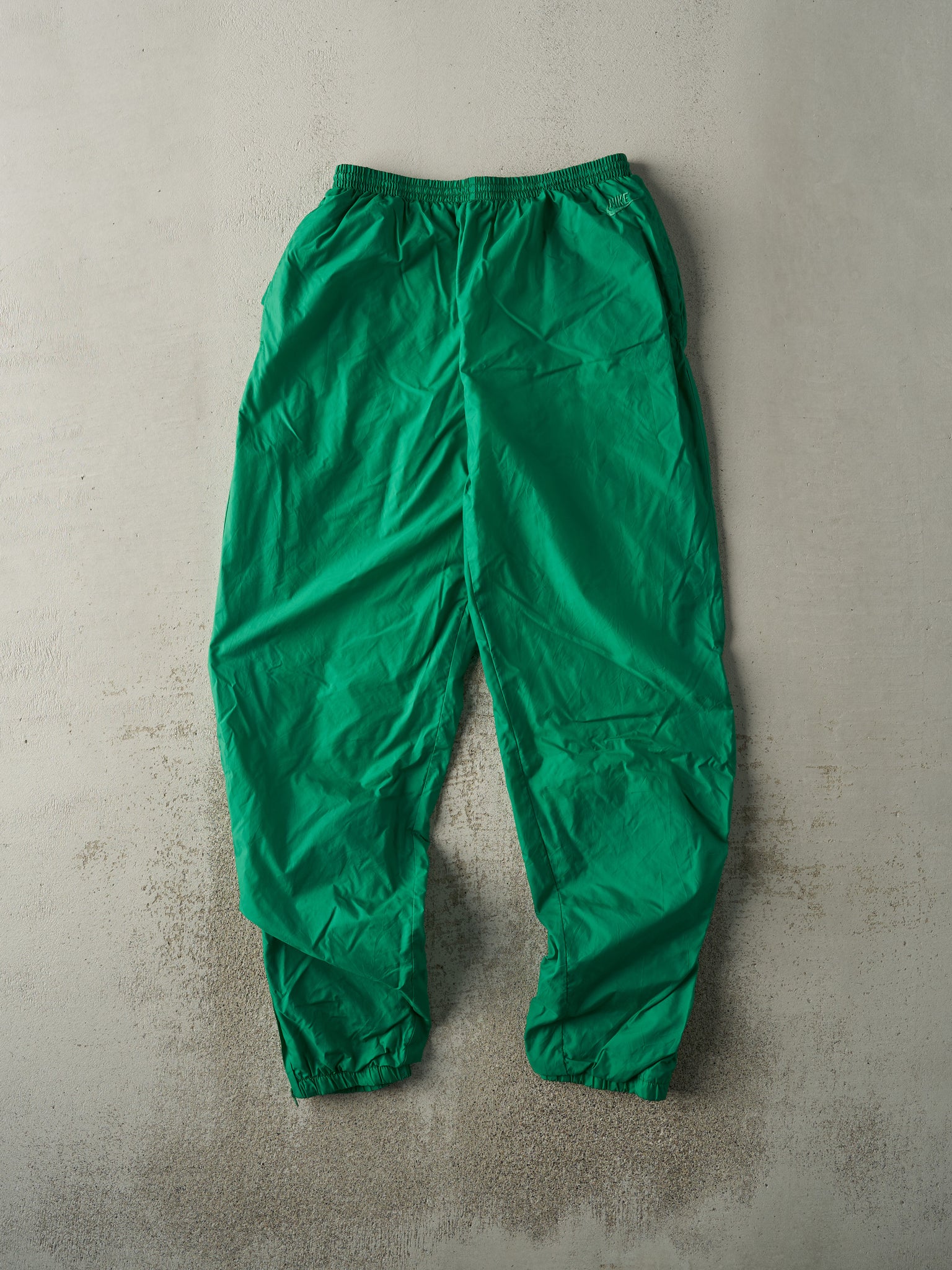 Vintage 90s Green Embroidered Nike Windbreaker Pants (28x32)