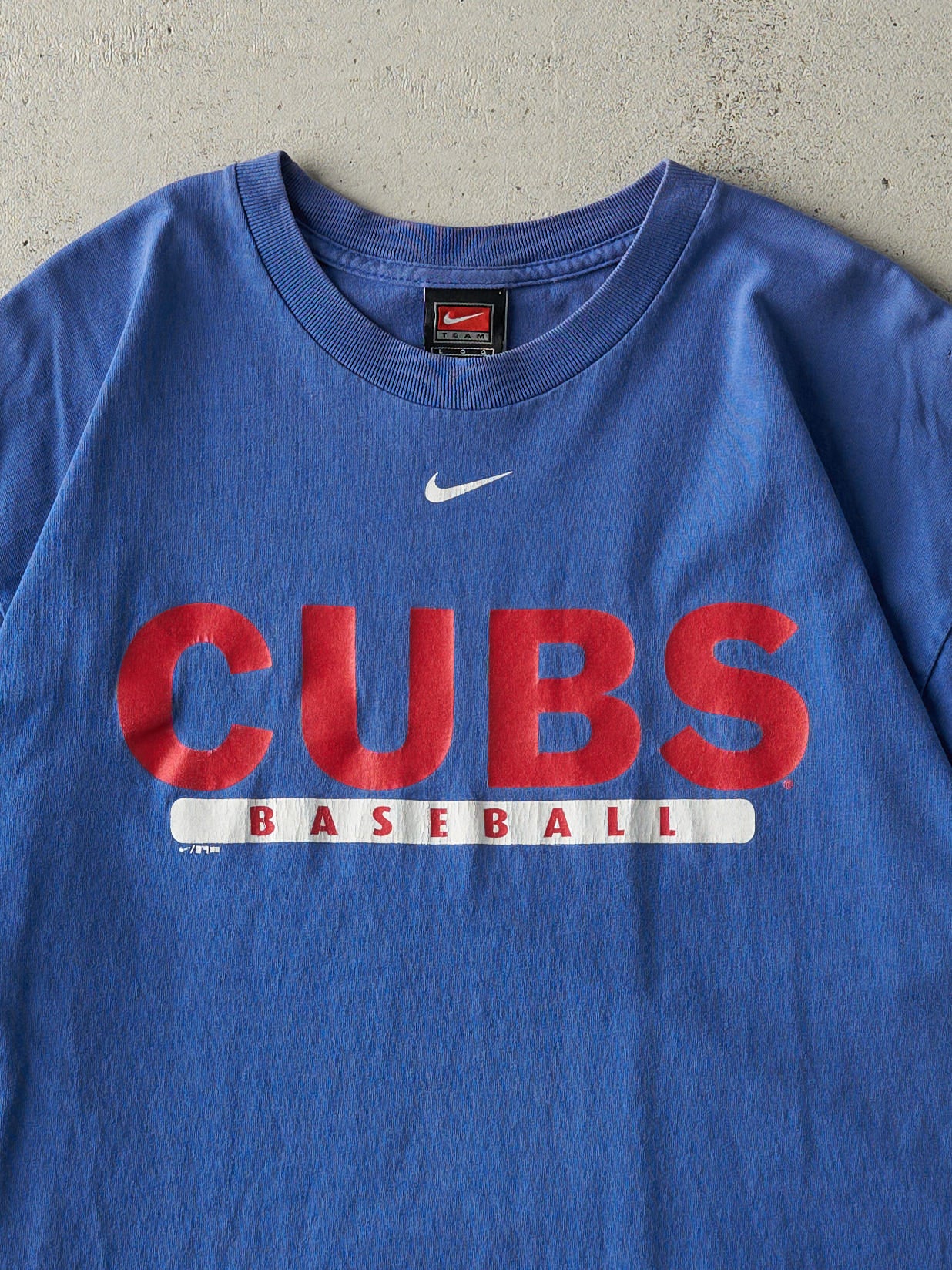 Vintage Y2K Blue Chicago Cubs Nike Tee (M)