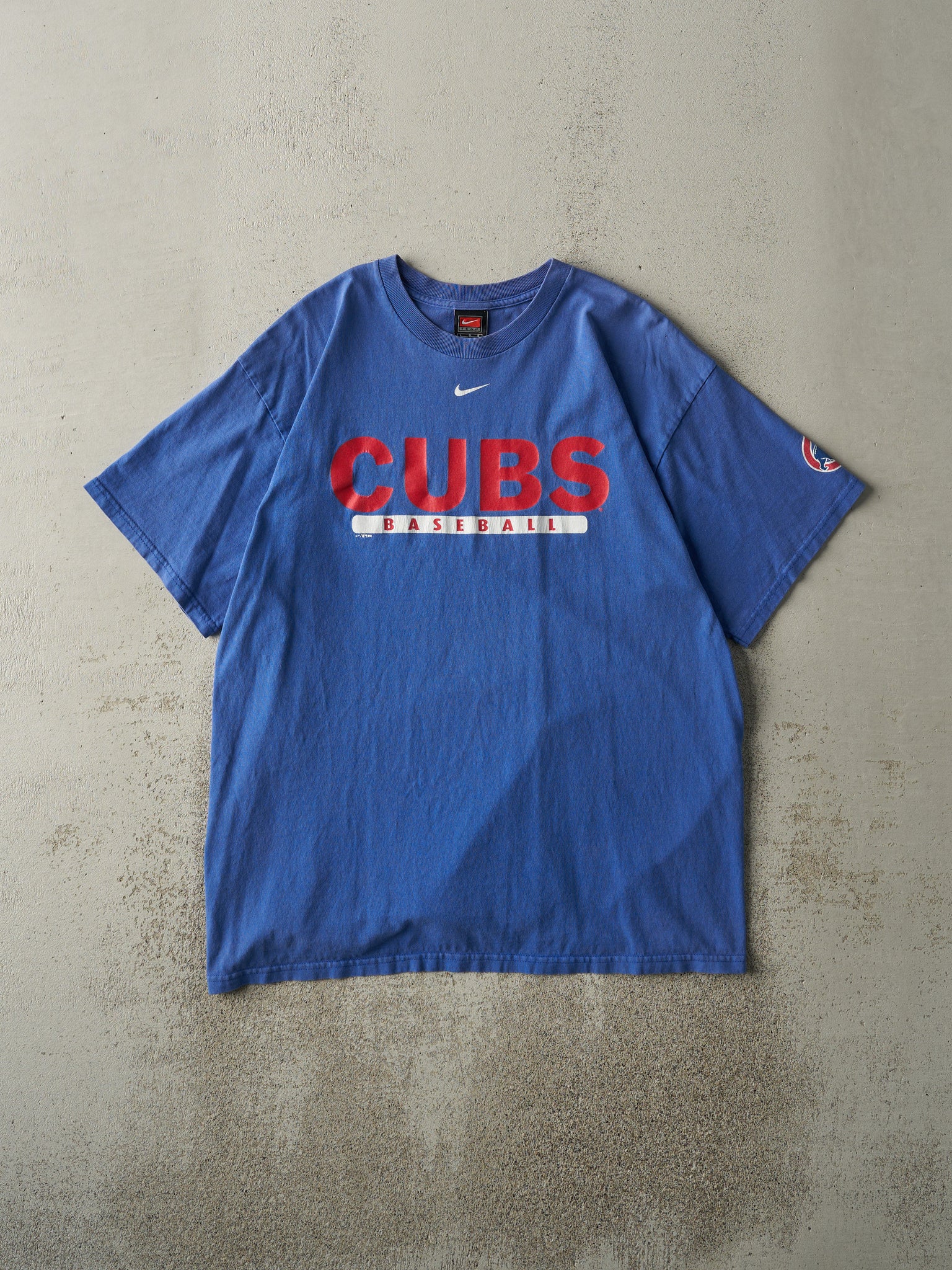 Vintage Y2K Blue Chicago Cubs Nike Tee (M)