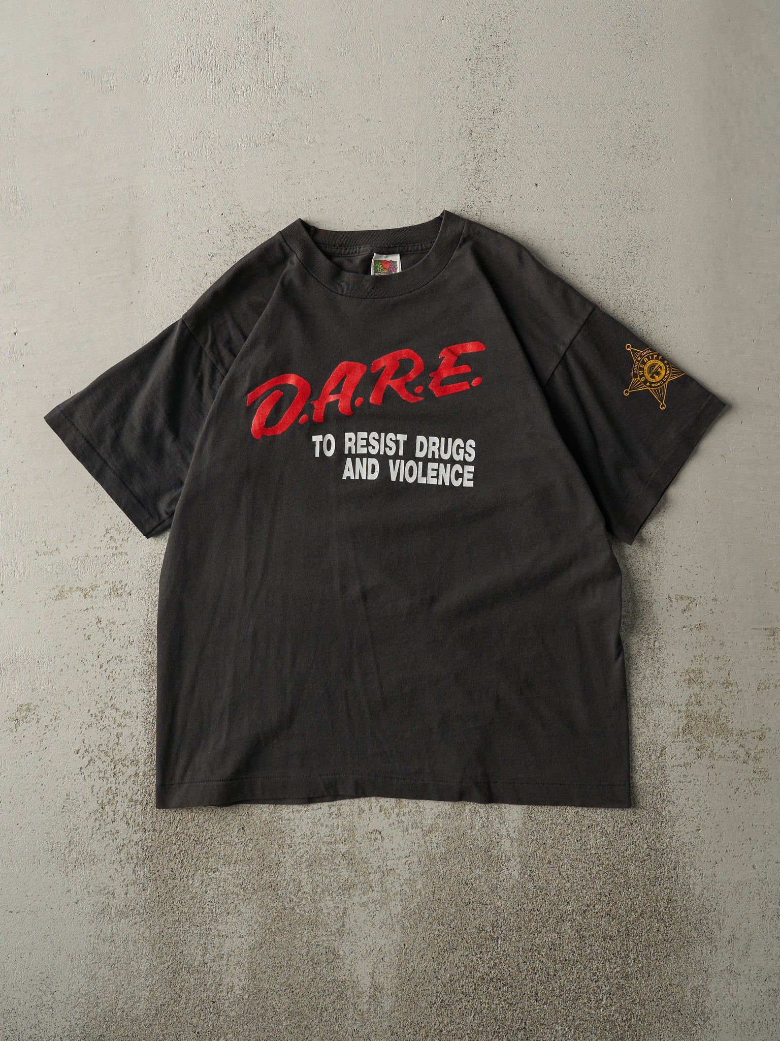 Vintage 90s Black D.A.R.E. Single Stitch Tee (M)