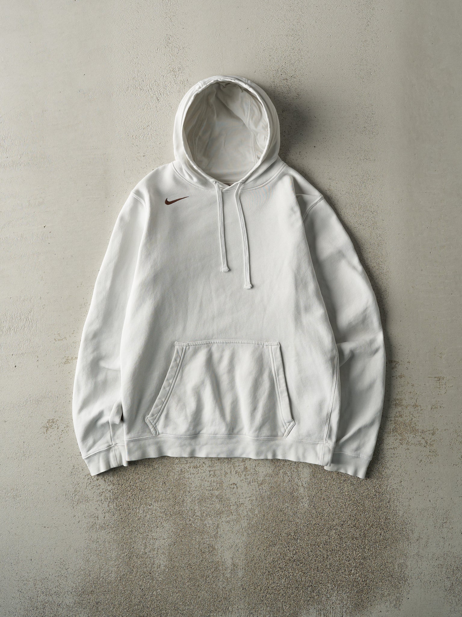 Vintage Y2K White Nike Swoosh Embroidered Hoodie (M)