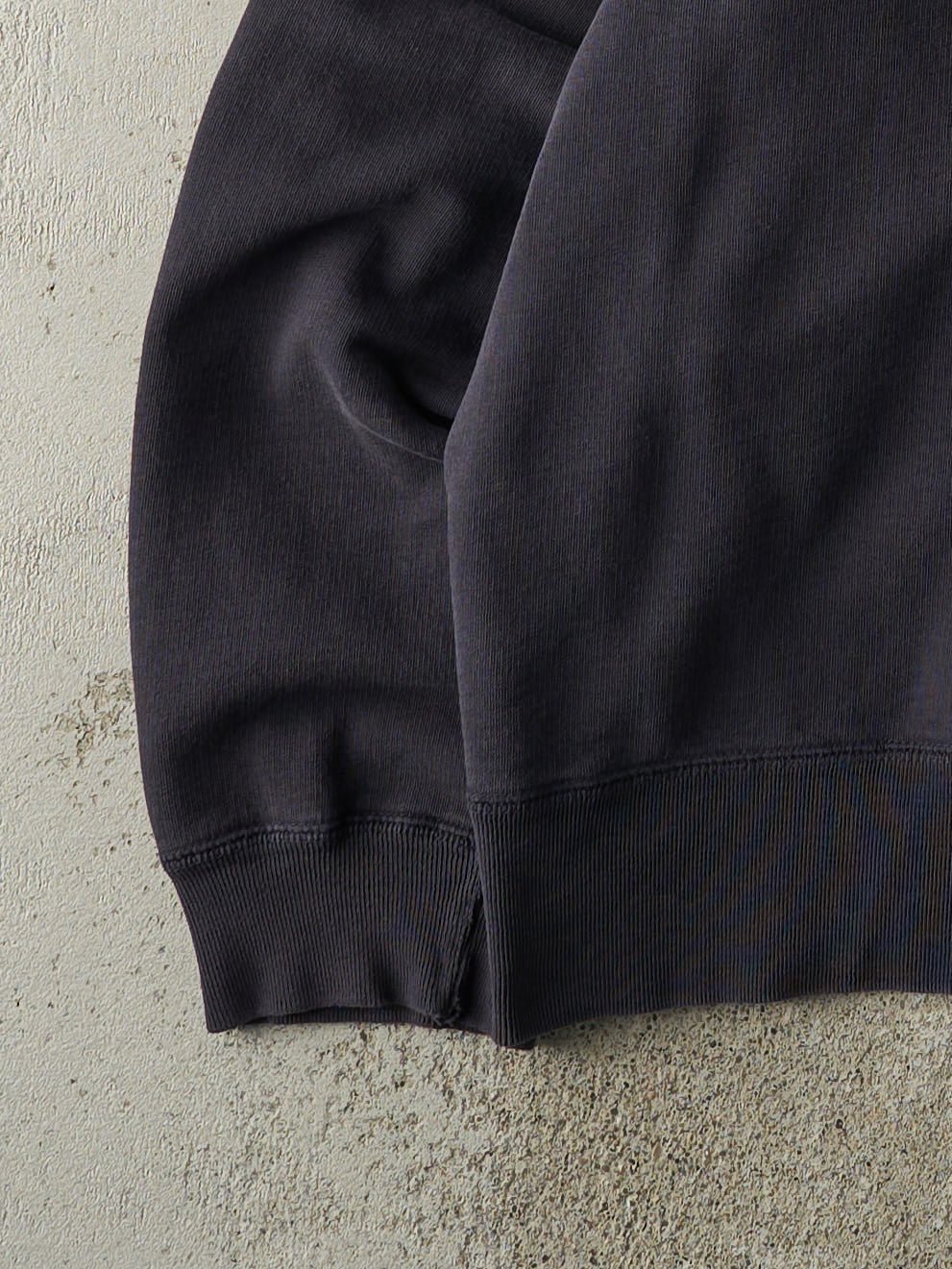 Vintage Y2K Navy Blue Embroidered Tommy Hilfiger Denim Crewneck (XL/XXL)