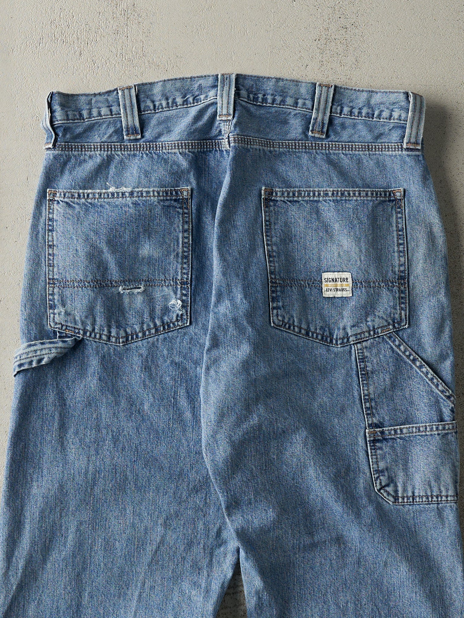 Vintage Y2K Light Wash Levi's Carpenter Jeans (35.5x28)