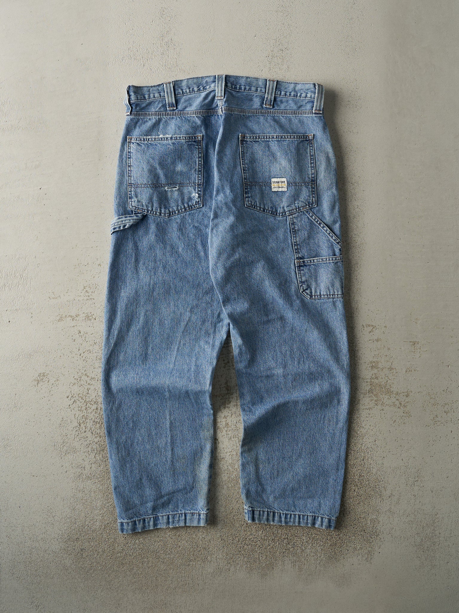 Vintage Y2K Light Wash Levi's Carpenter Jeans (35.5x28)