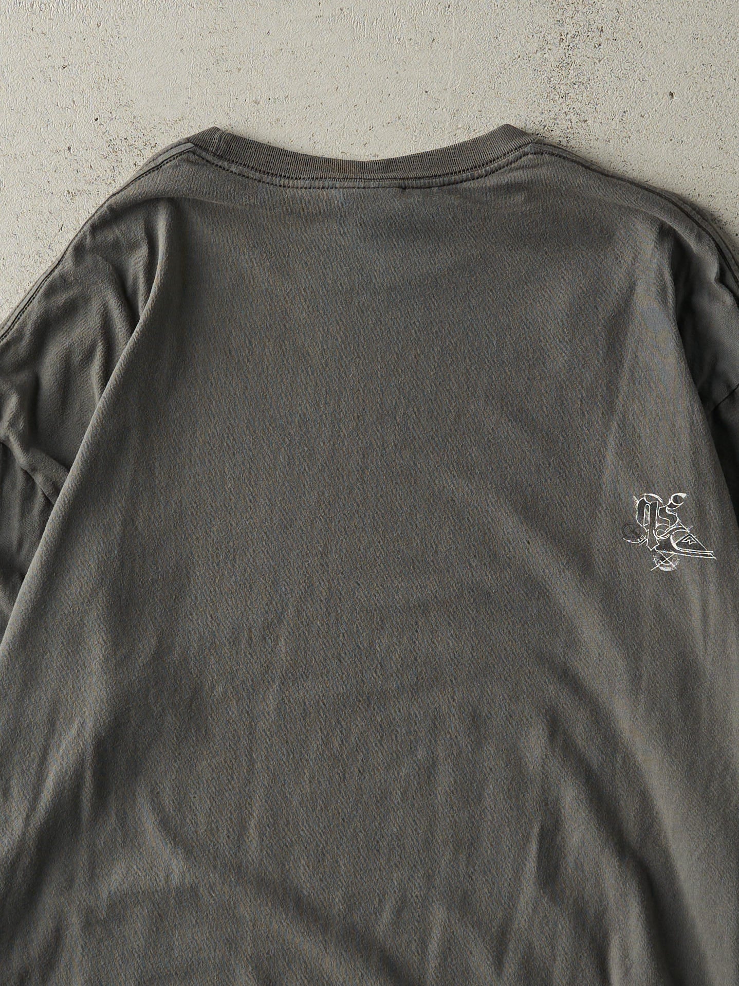 Vintage Y2K Charcoal Grey Quiksilver Long Sleeve (L)