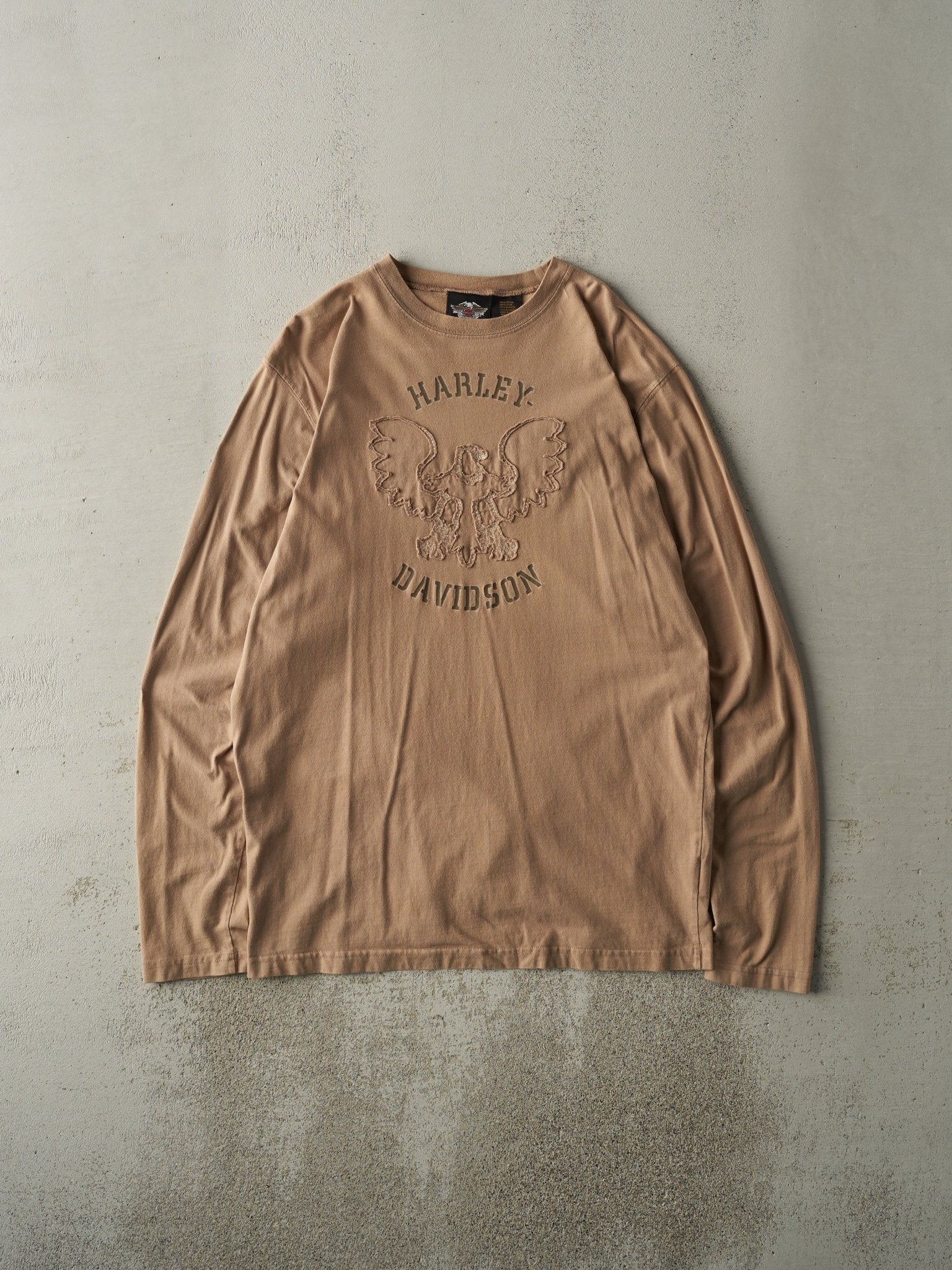 Vintage Y2K Beige Embroidered Harley Davidson Long Sleeve (XL/XXL)