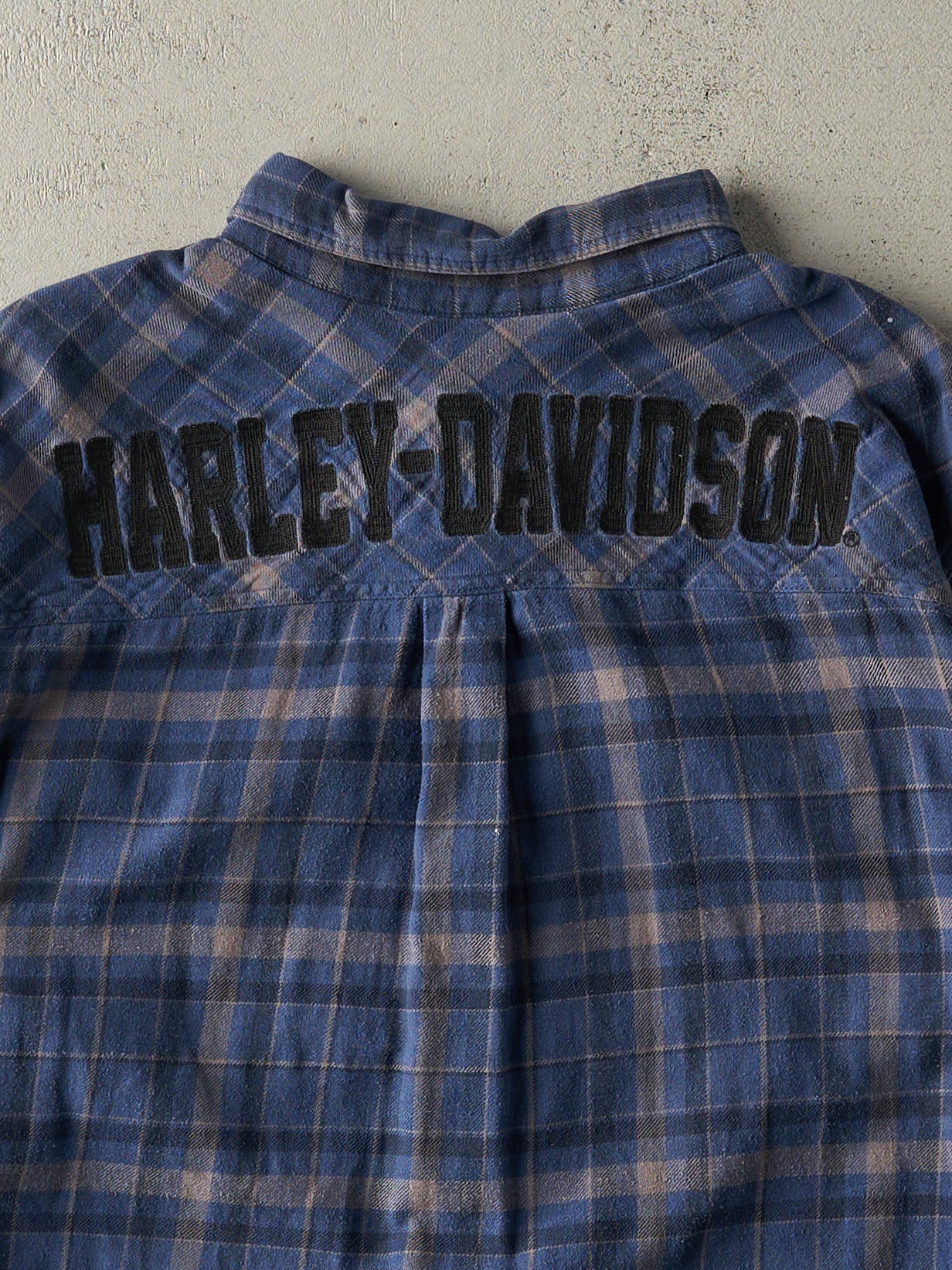 Vintage Y2K Blue Embroidered Harley Davidson Flannel Button Up (L)