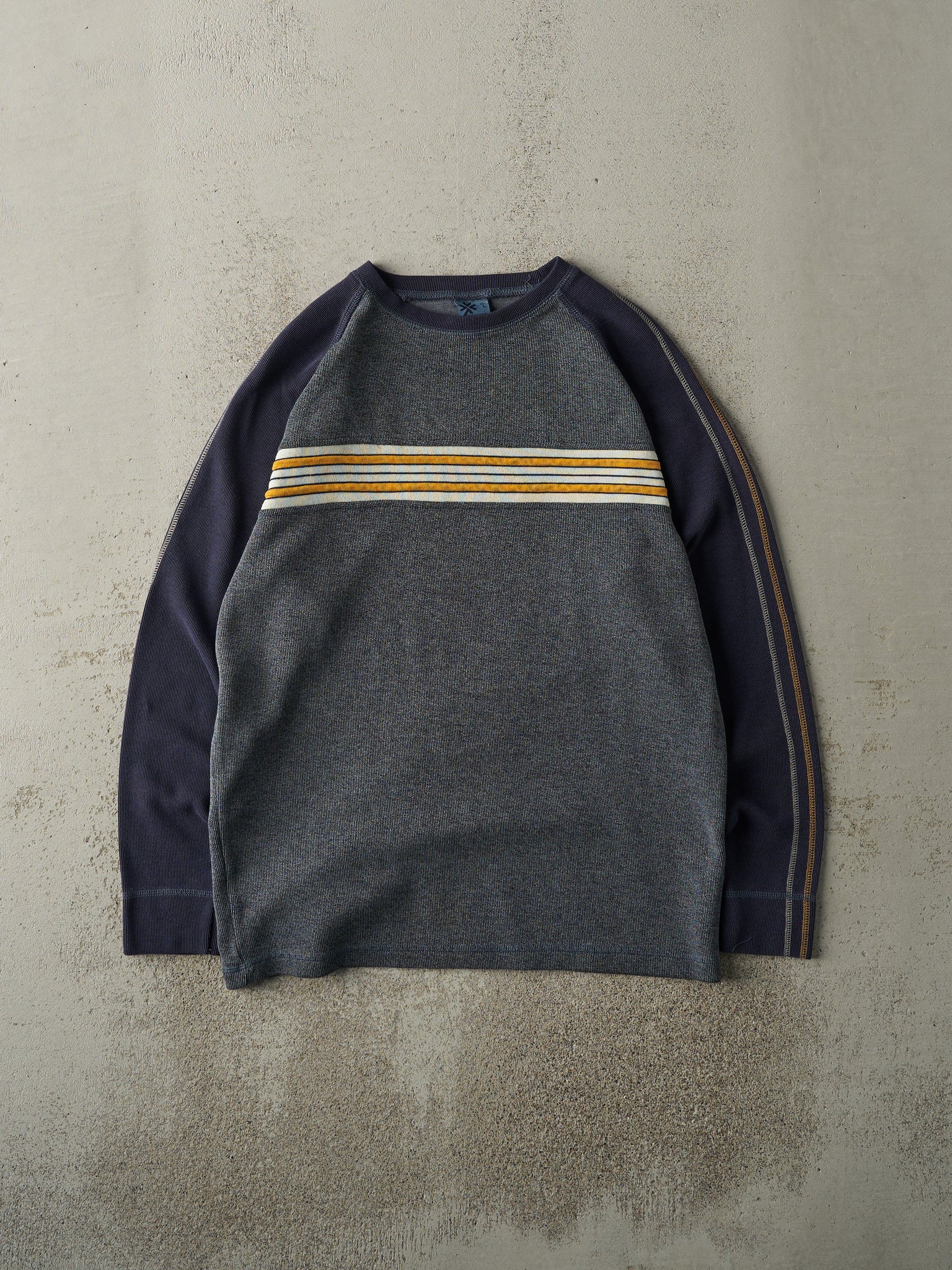 Vintage Y2K Navy Blue & Grey Thermal Long Sleeve (M)