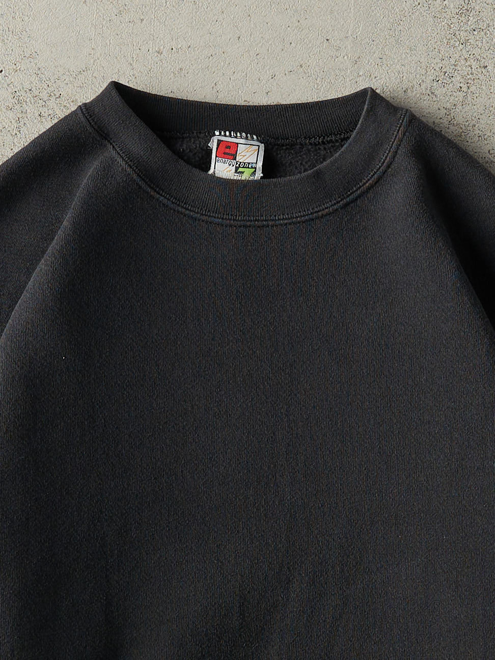 Vintage Y2K Black Blank Crewneck (M)