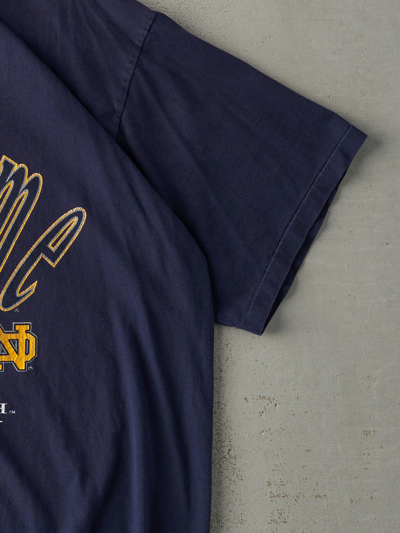 Vintage 90s Navy Notre Dame Fighting Irish Tee (L)