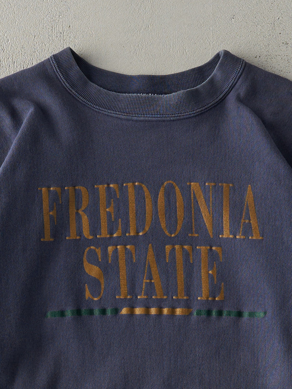 Vintage 90s Faded Navy Blue Fredonia State Crewneck (L)