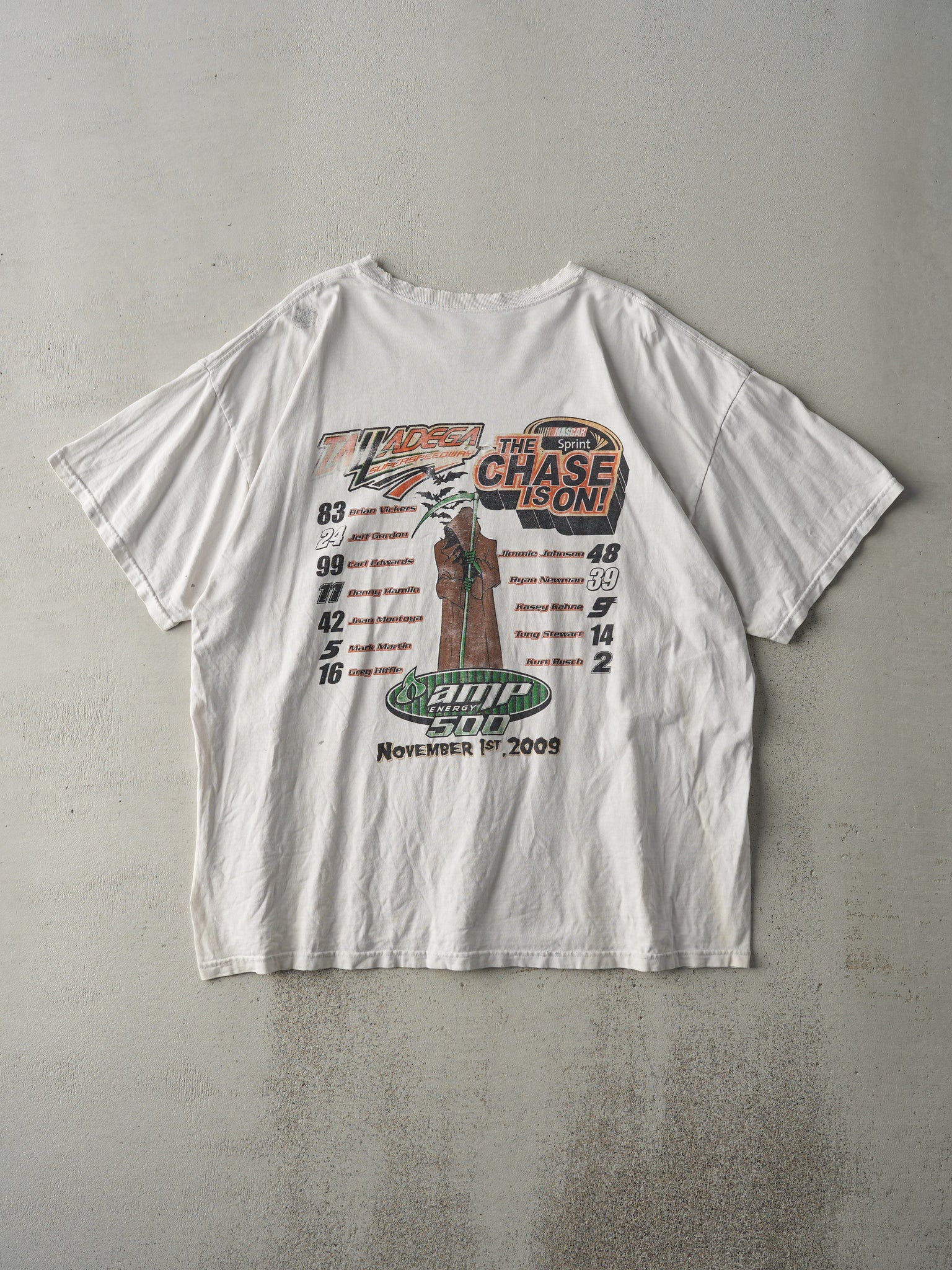 Vintage 09' White AMP 500 Energy Nascar Racing Tee (L)