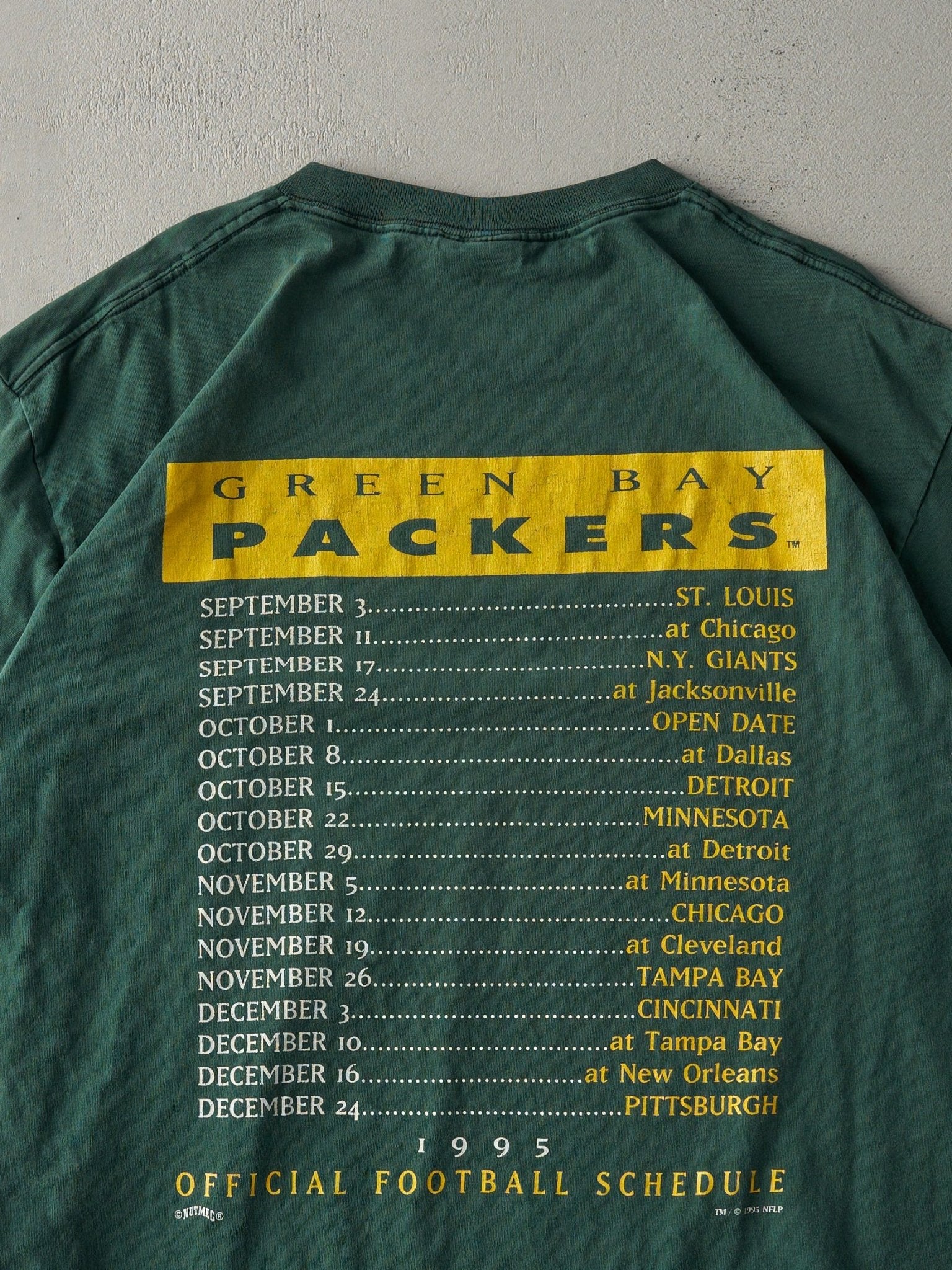 Vintage 95' Forest Green Green Bay Packers Season Schedule Tee (L)