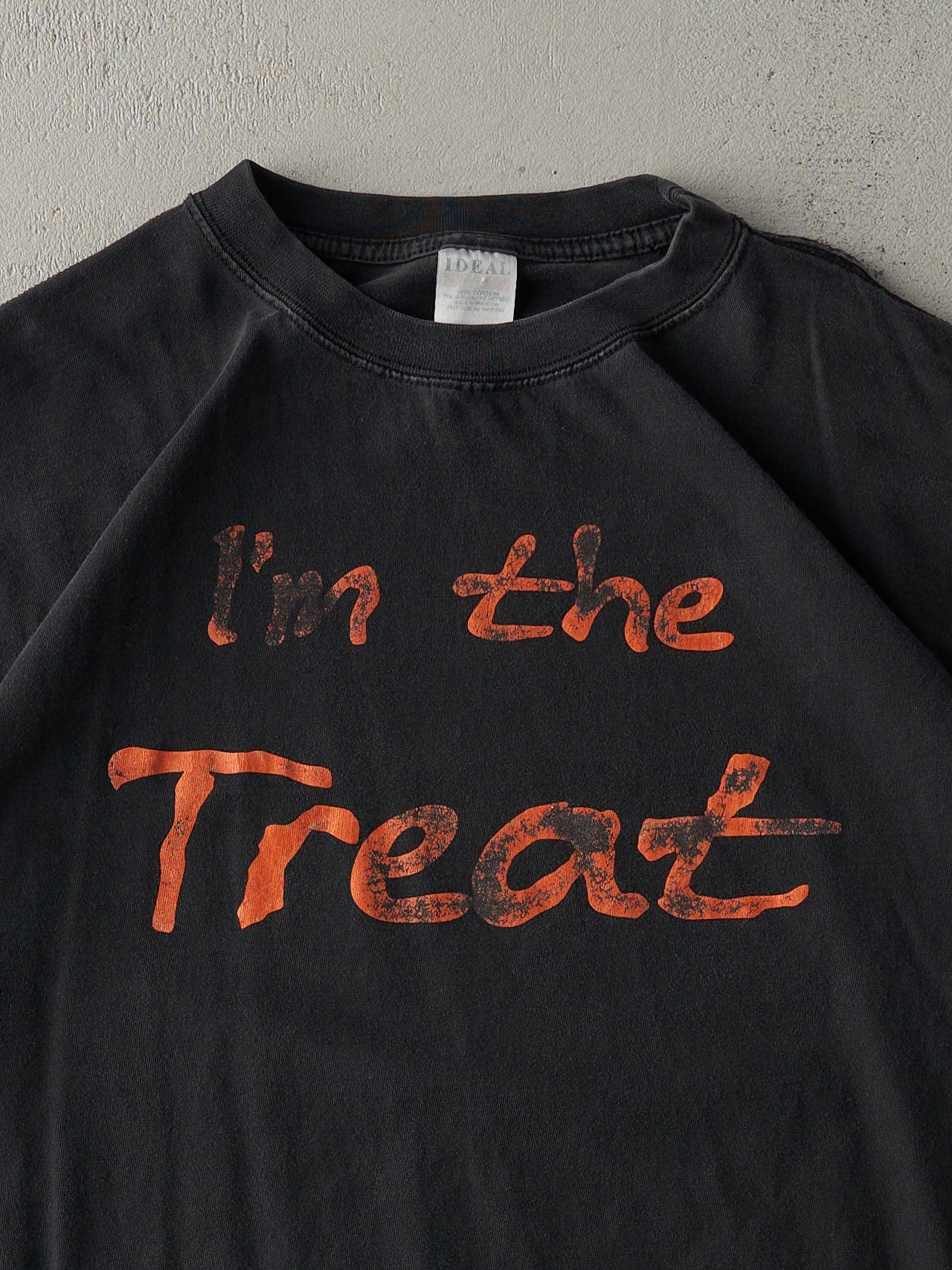 Vintage 90s Faded Black "I'm the Treat" Tee (L)