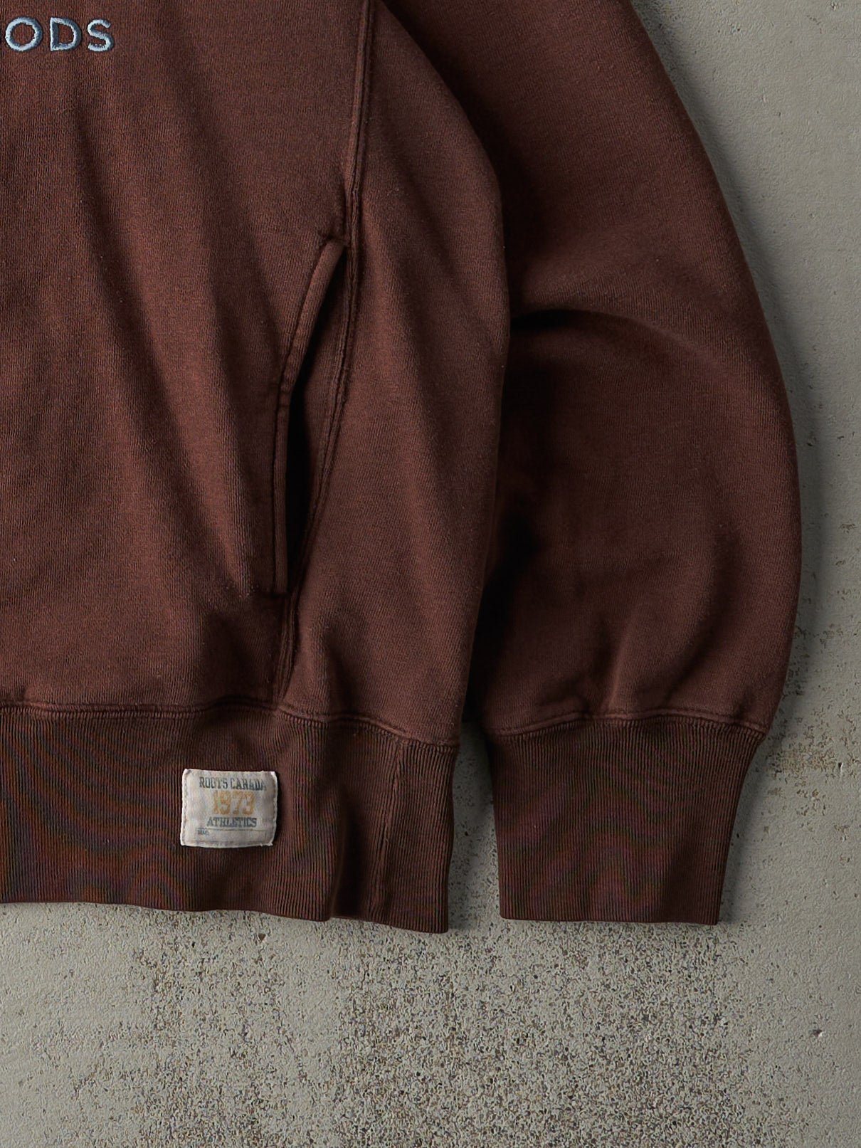 Vintage Y2K Chocolate Brown Roots Sporting Goods Hoodie (M/L)