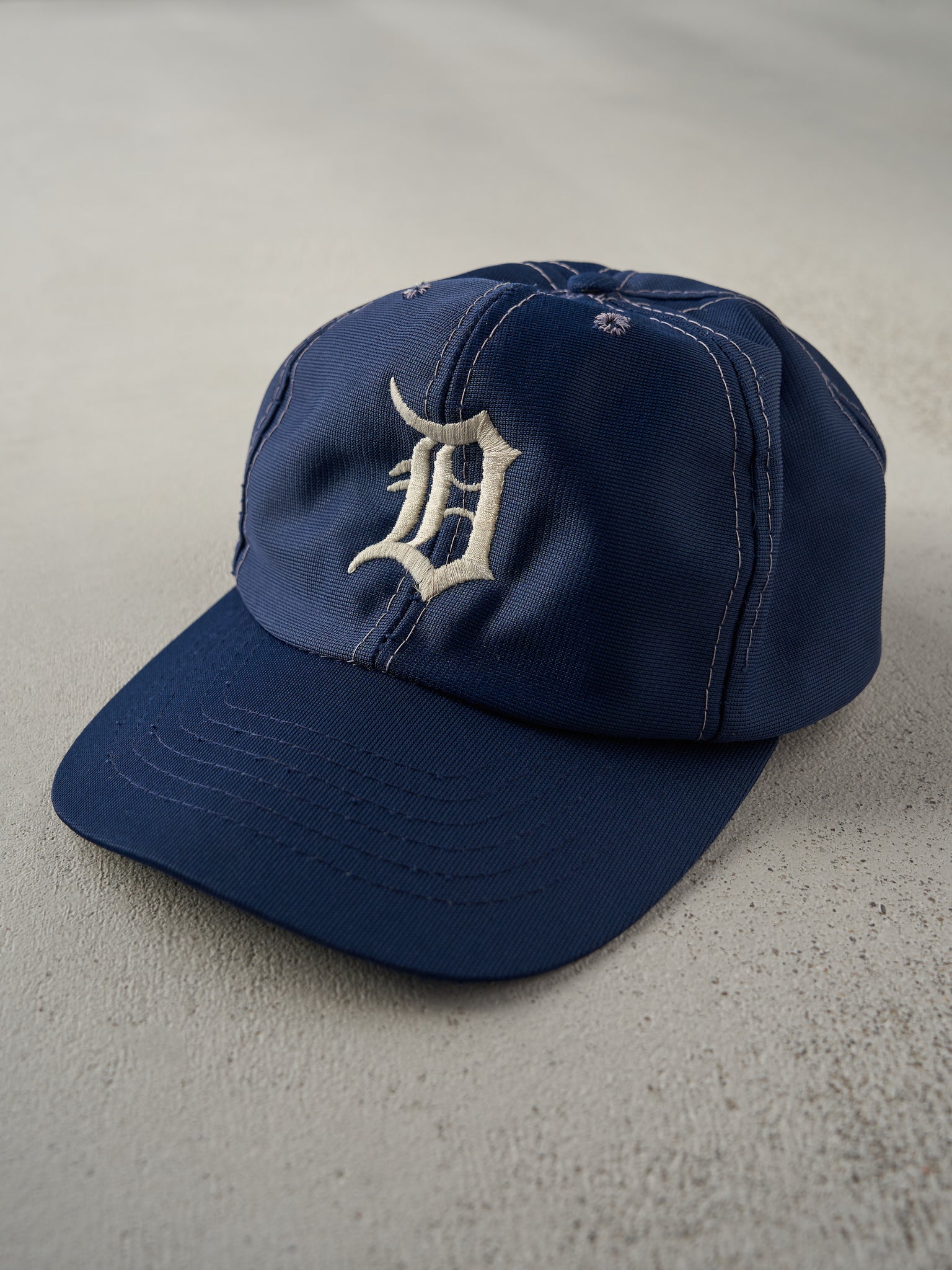 Vintage 80s Navy Blue Detroit Tigers MLB Snapback Hat