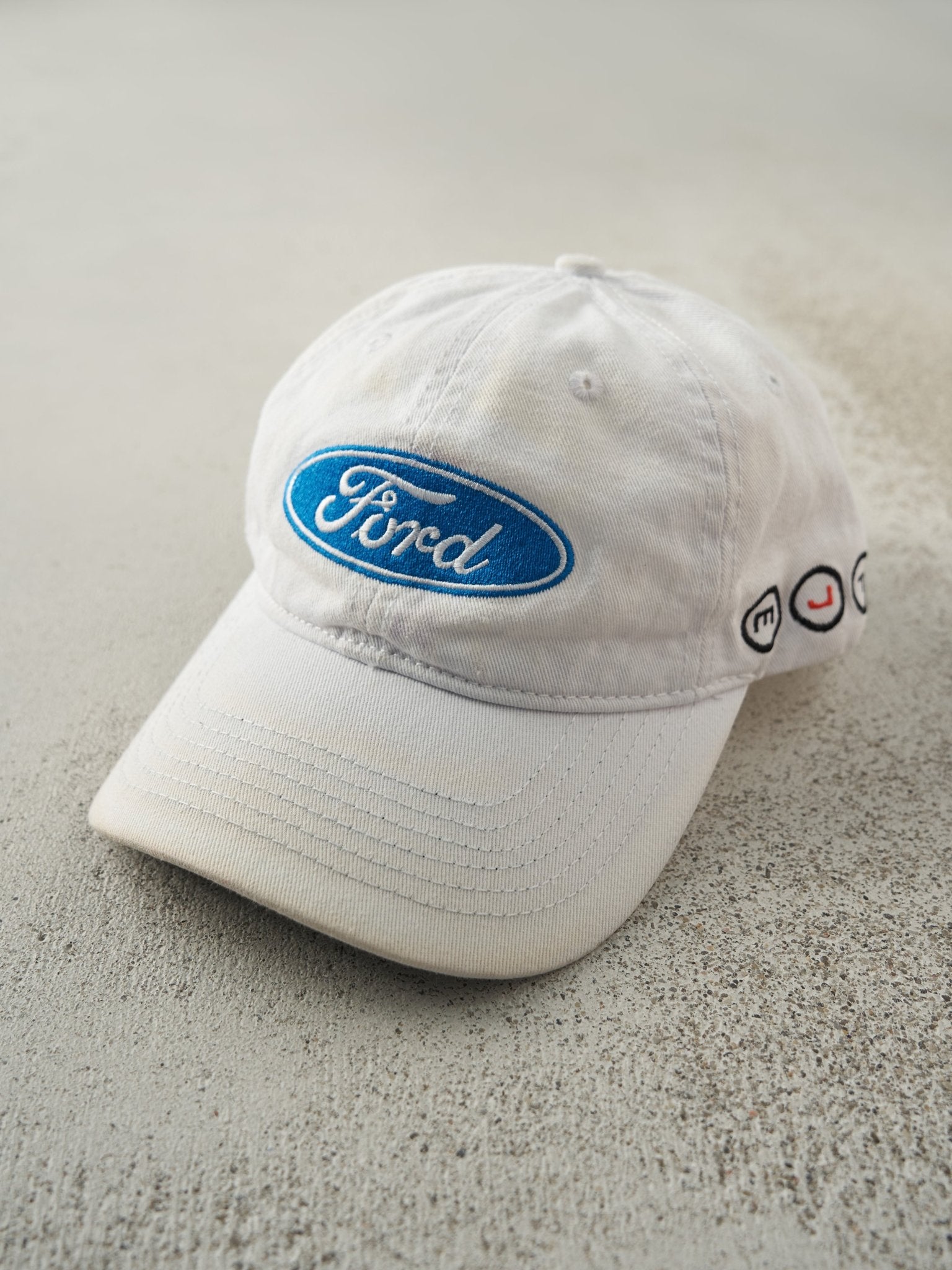 Vintage Y2K White Embroidered Ford Velcro Hat