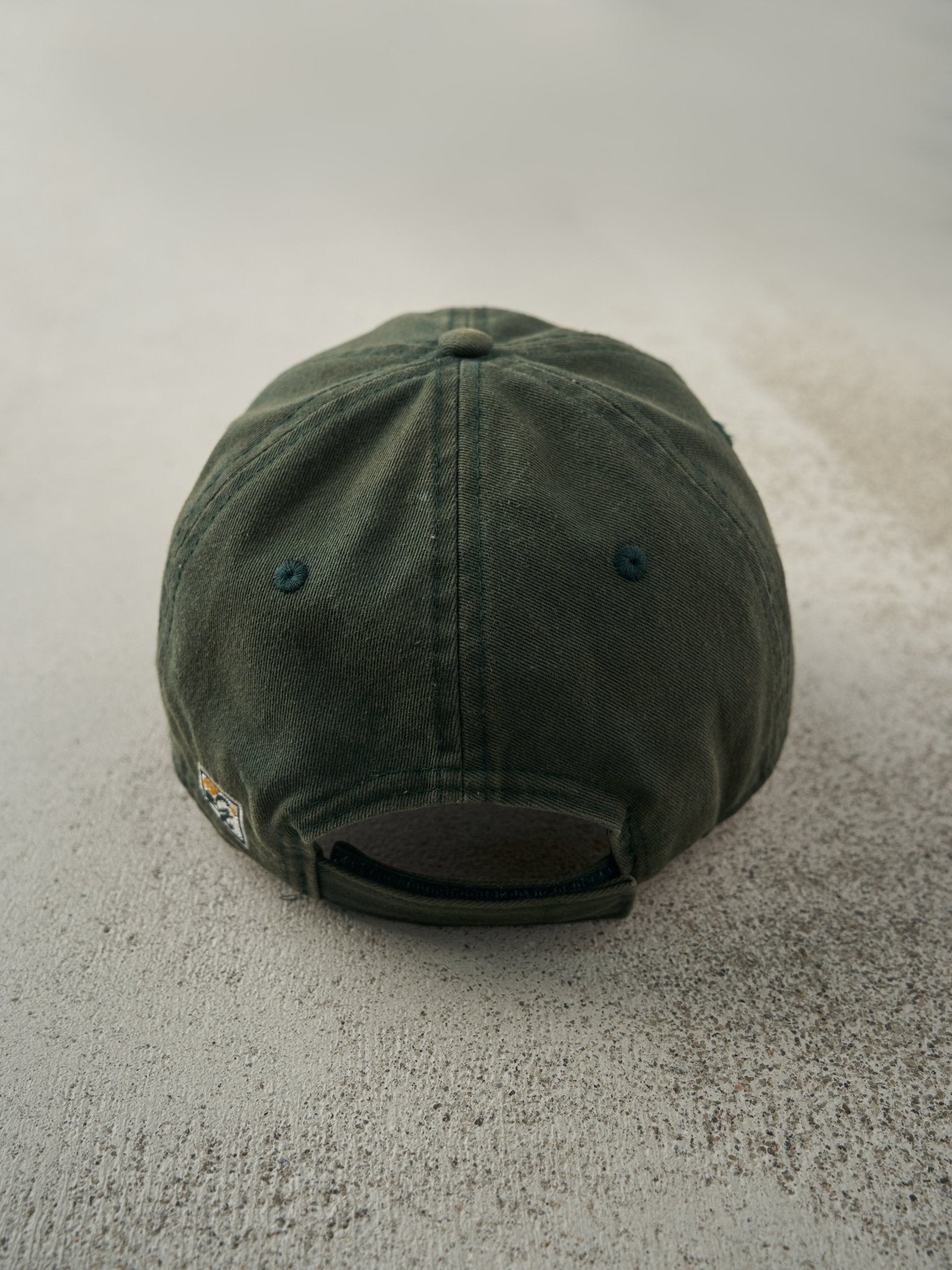 Vintage Y2K Green Embroidered University of Vermont Velcro Hat
