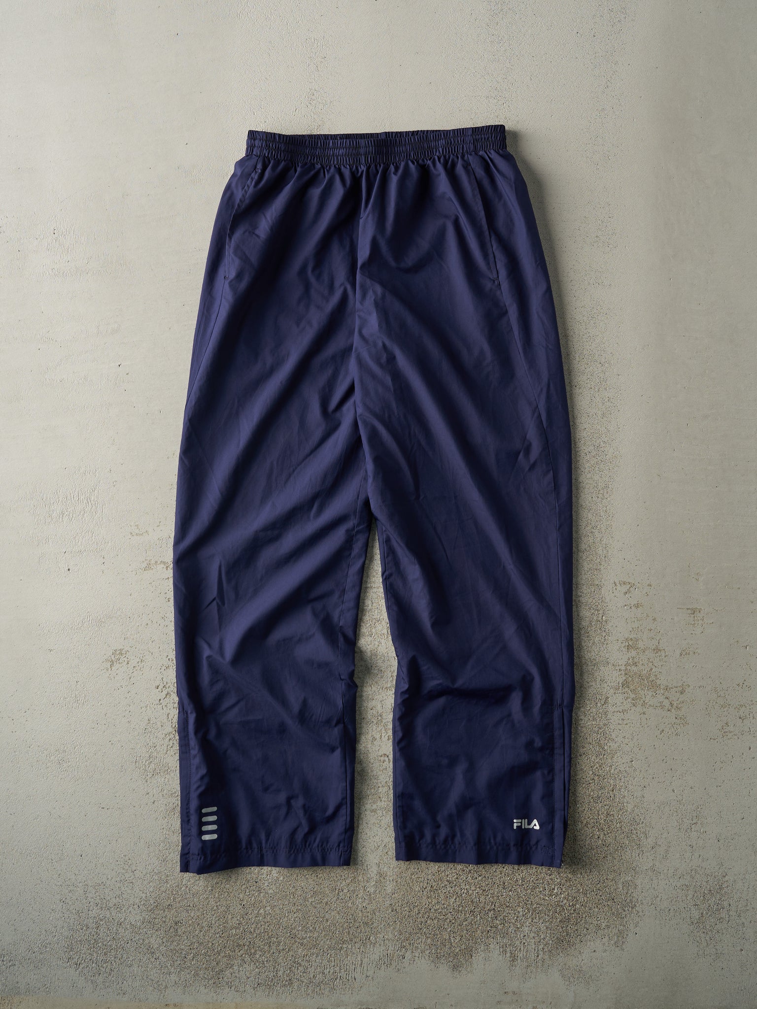 Vintage Y2K Navy Blue Fila Windbreaker Pants (30x32.5)