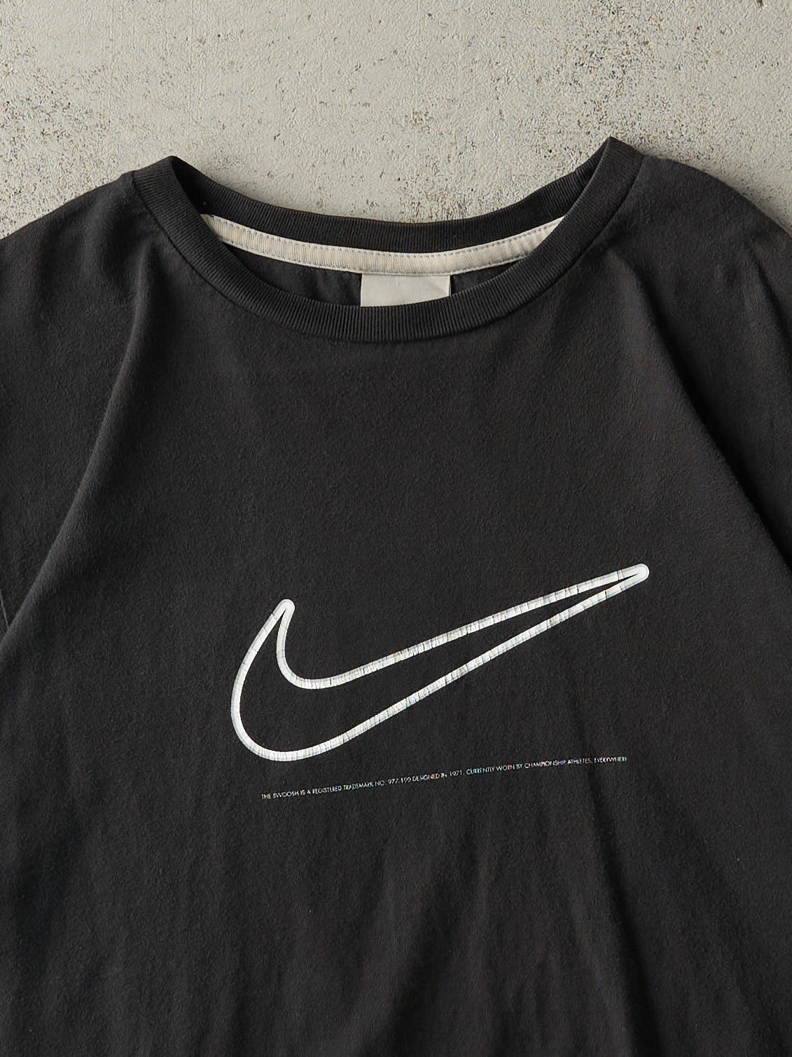 Vintage Y2K Black Nike Swoosh Tee (L)