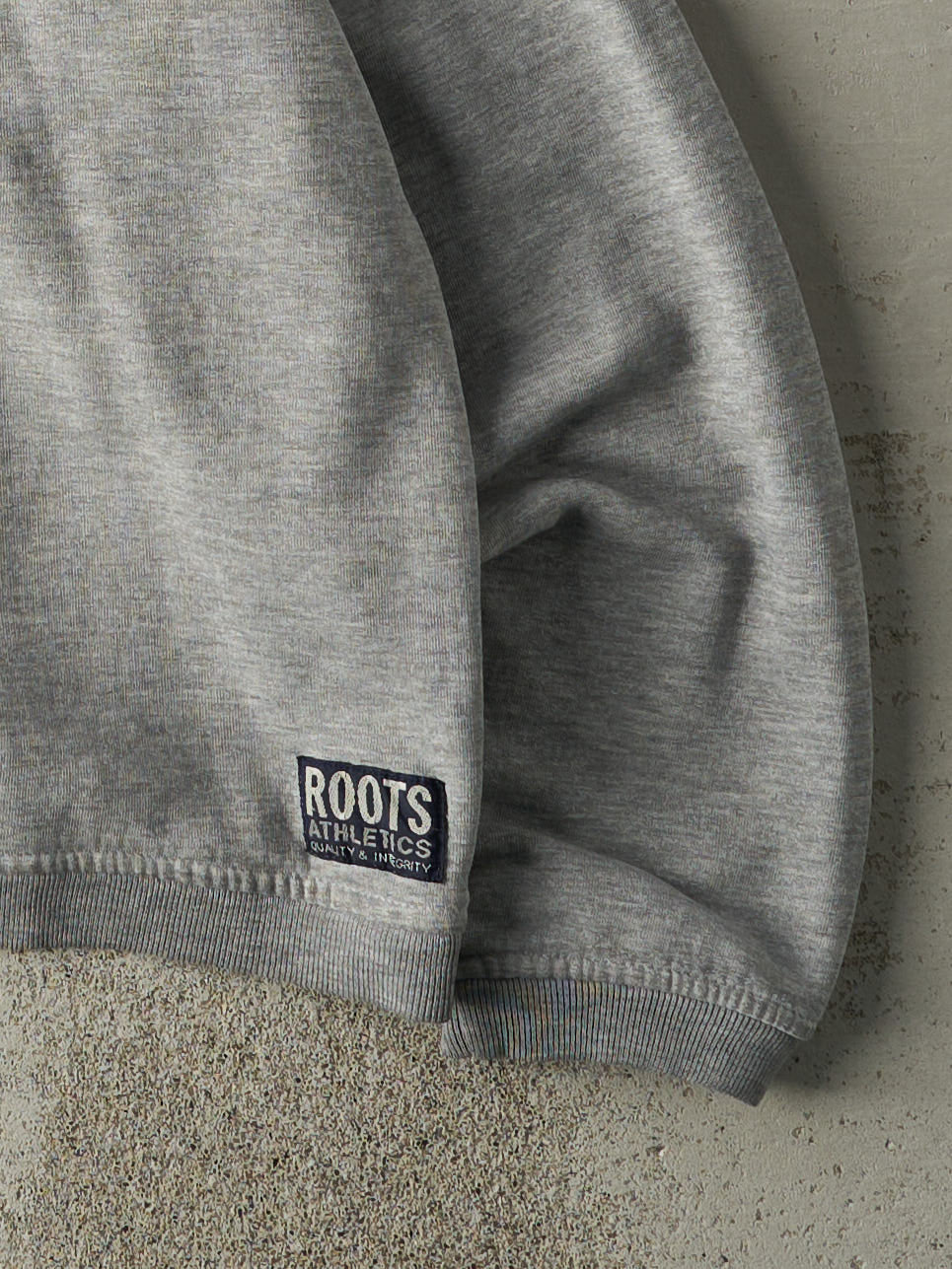 Vintage Y2K Grey Roots Embroidered Quarter Zip Pullover (M/L)