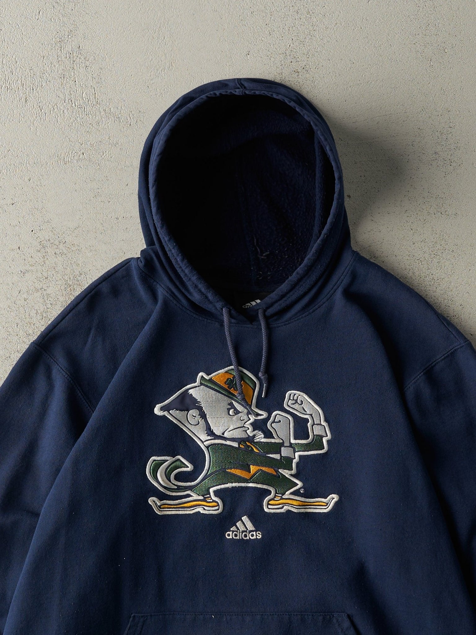 Vintage Y2K Navy Blue Embroidered Notre Dame Fighting Irish Hoodie (L/XL)