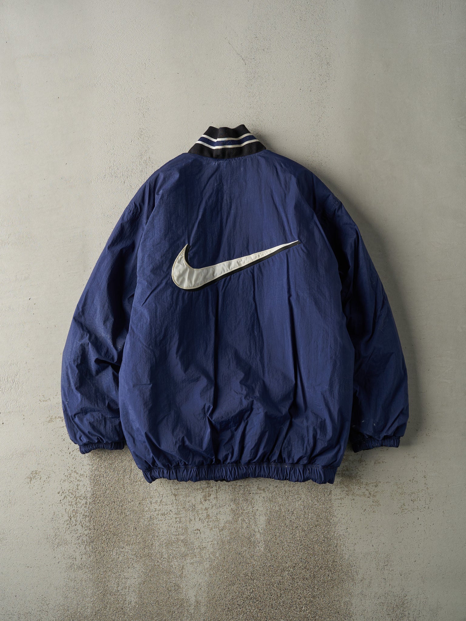 Vintage 90s Navy Blue & Black Reversible Nike Puffer Jacket (L/XL)