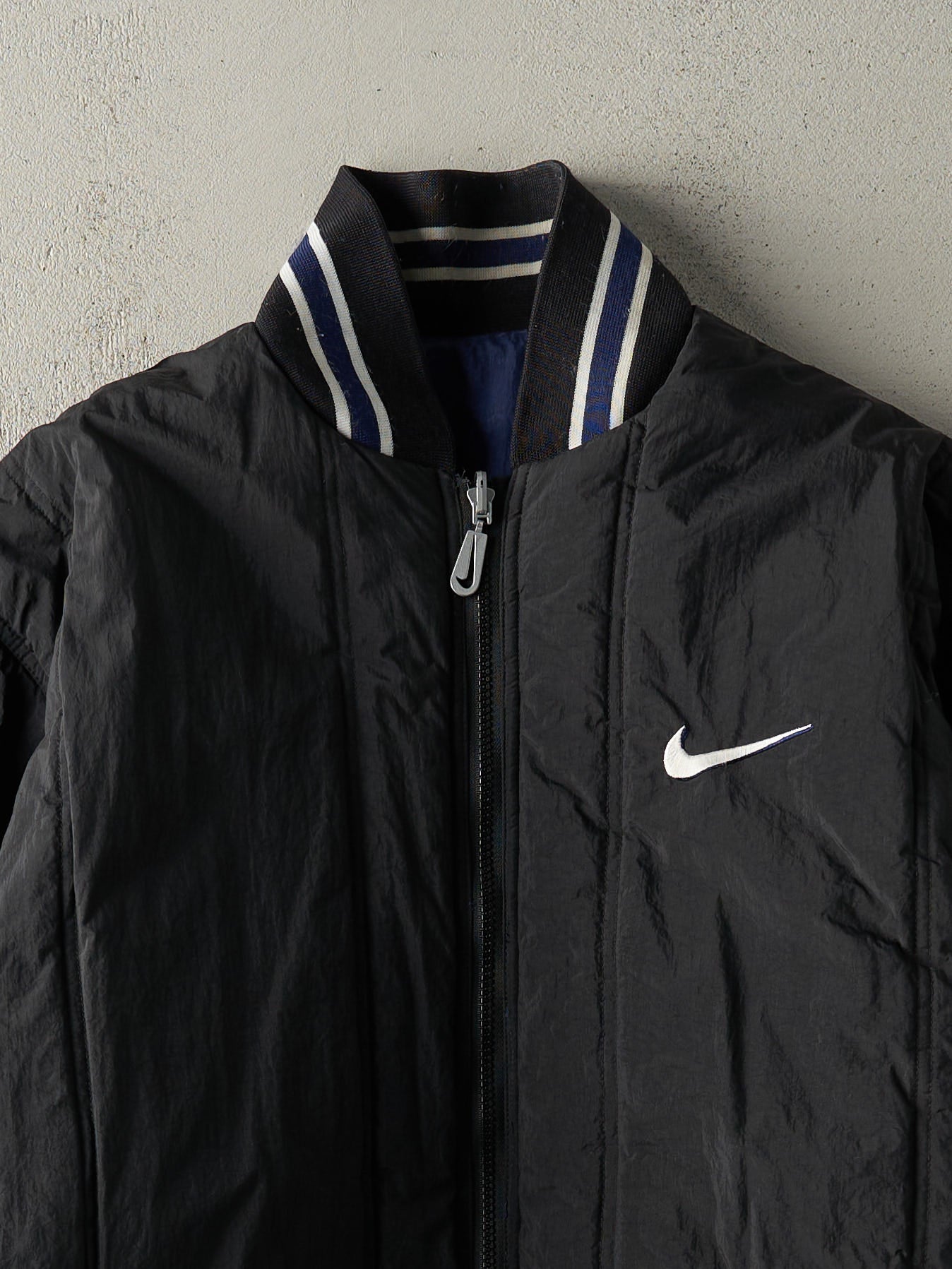 Vintage 90s Navy Blue & Black Reversible Nike Puffer Jacket (L/XL)