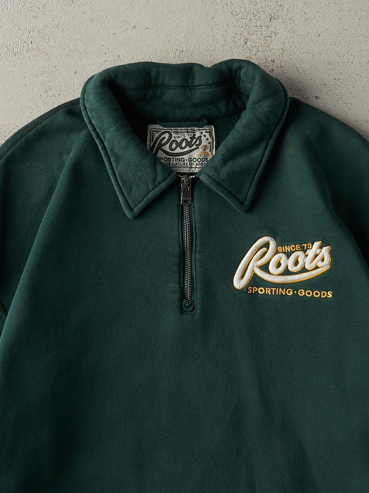 Vintage 90s Green Roots Embroidered Quarter Zip Sweatshirt (L)