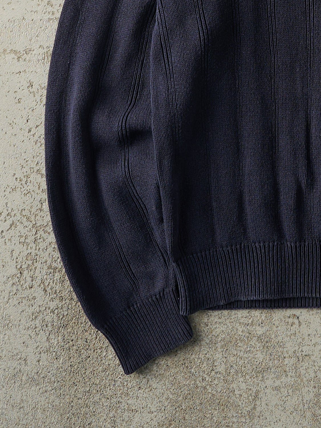 Vintage Y2K Navy Blue Knit Pullover (M/L)