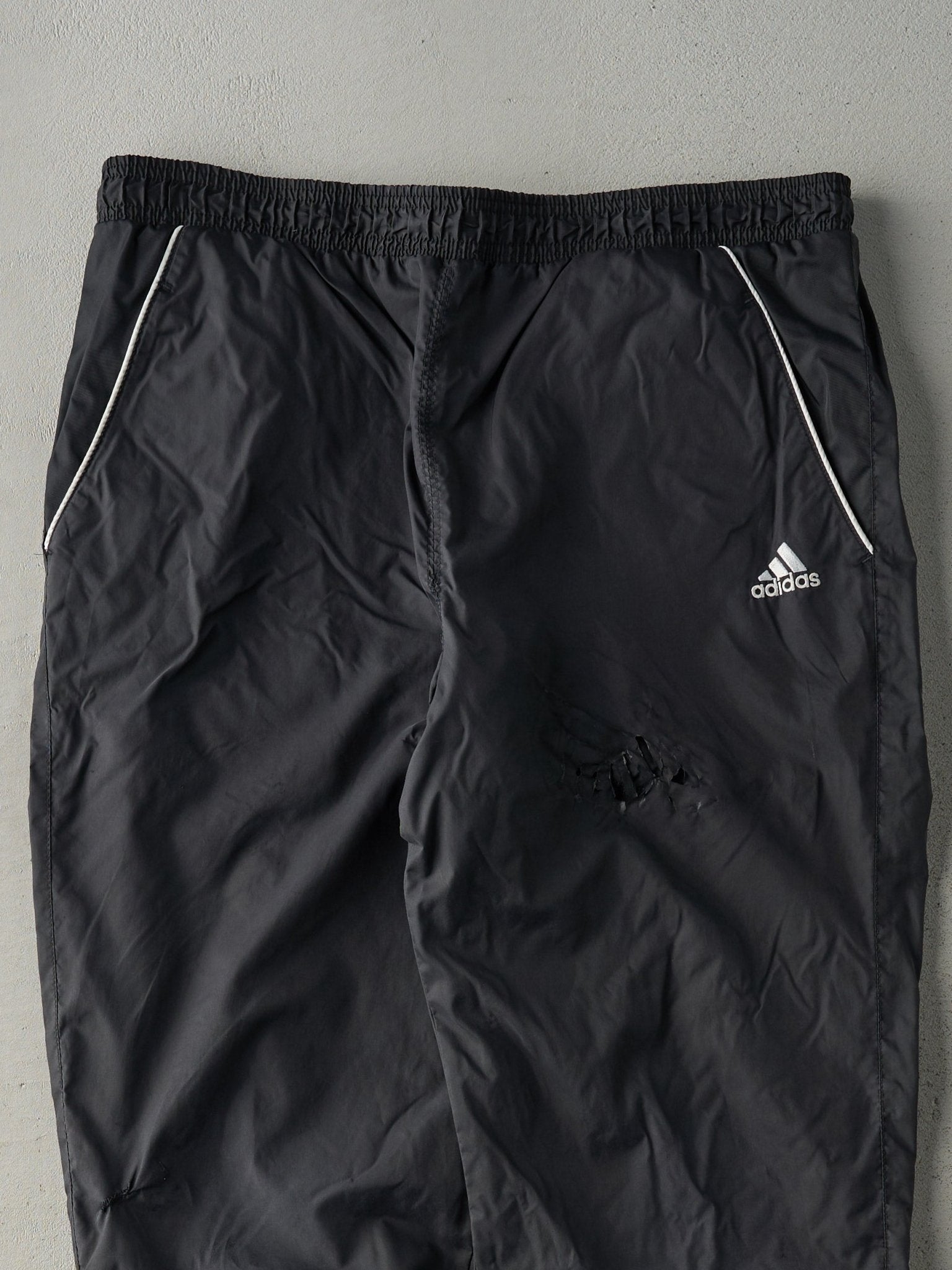 Vintage Y2K Black Adidas Windbreaker Pants (36x29)