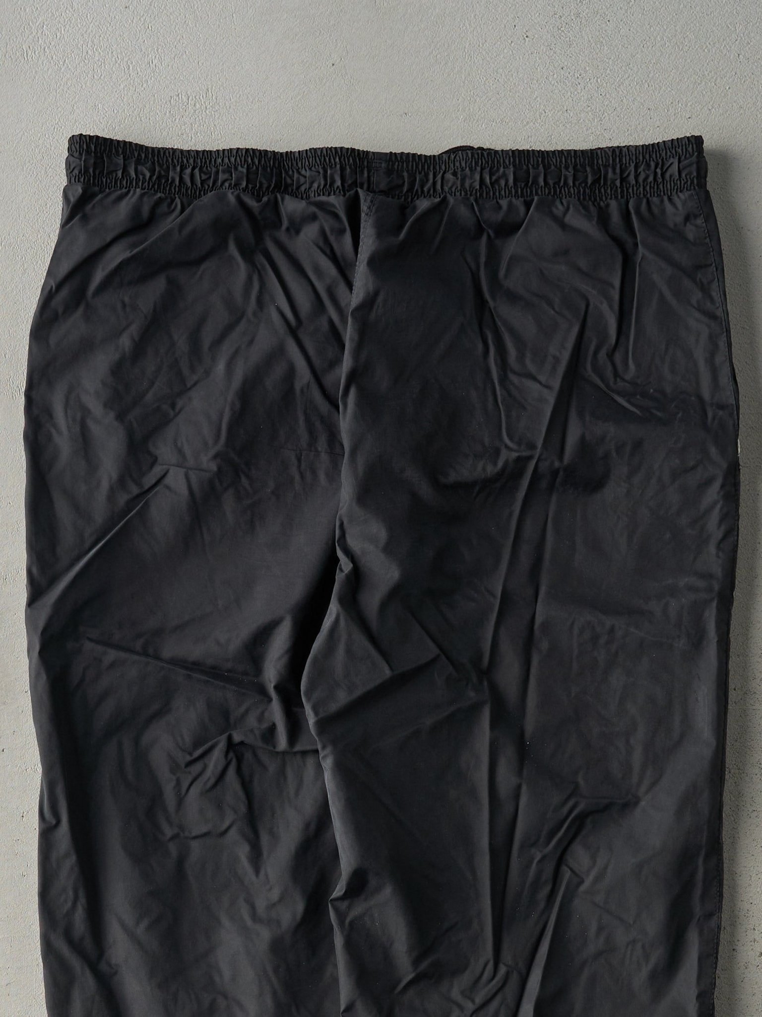 Vintage Y2K Black Adidas Windbreaker Pants (36x29)
