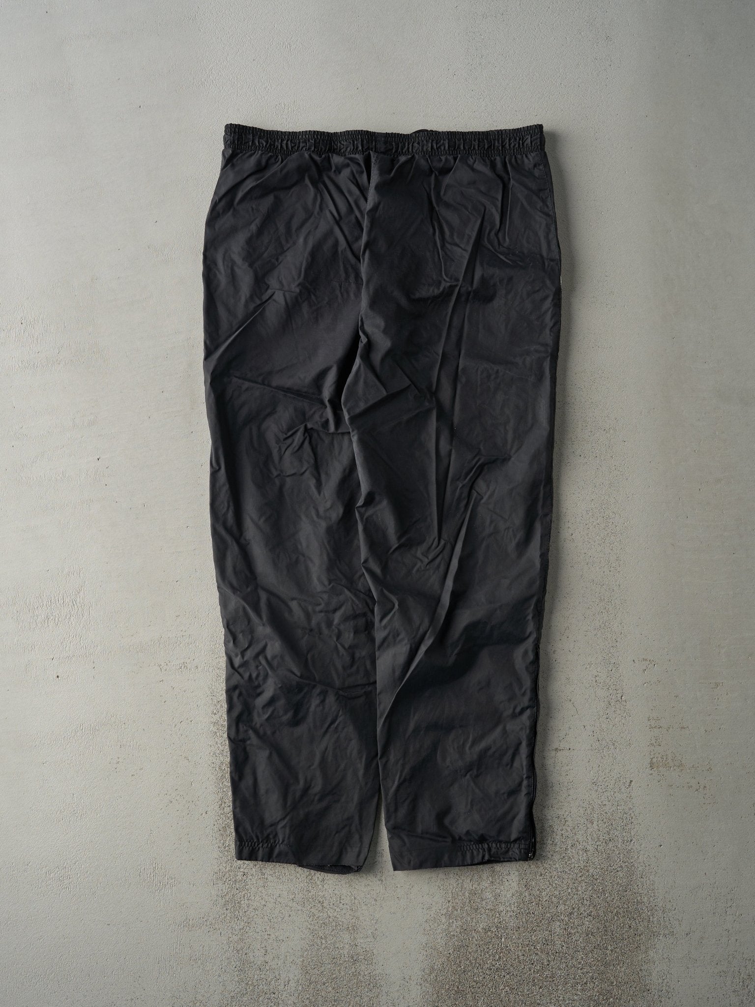 Vintage Y2K Black Adidas Windbreaker Pants (36x29)