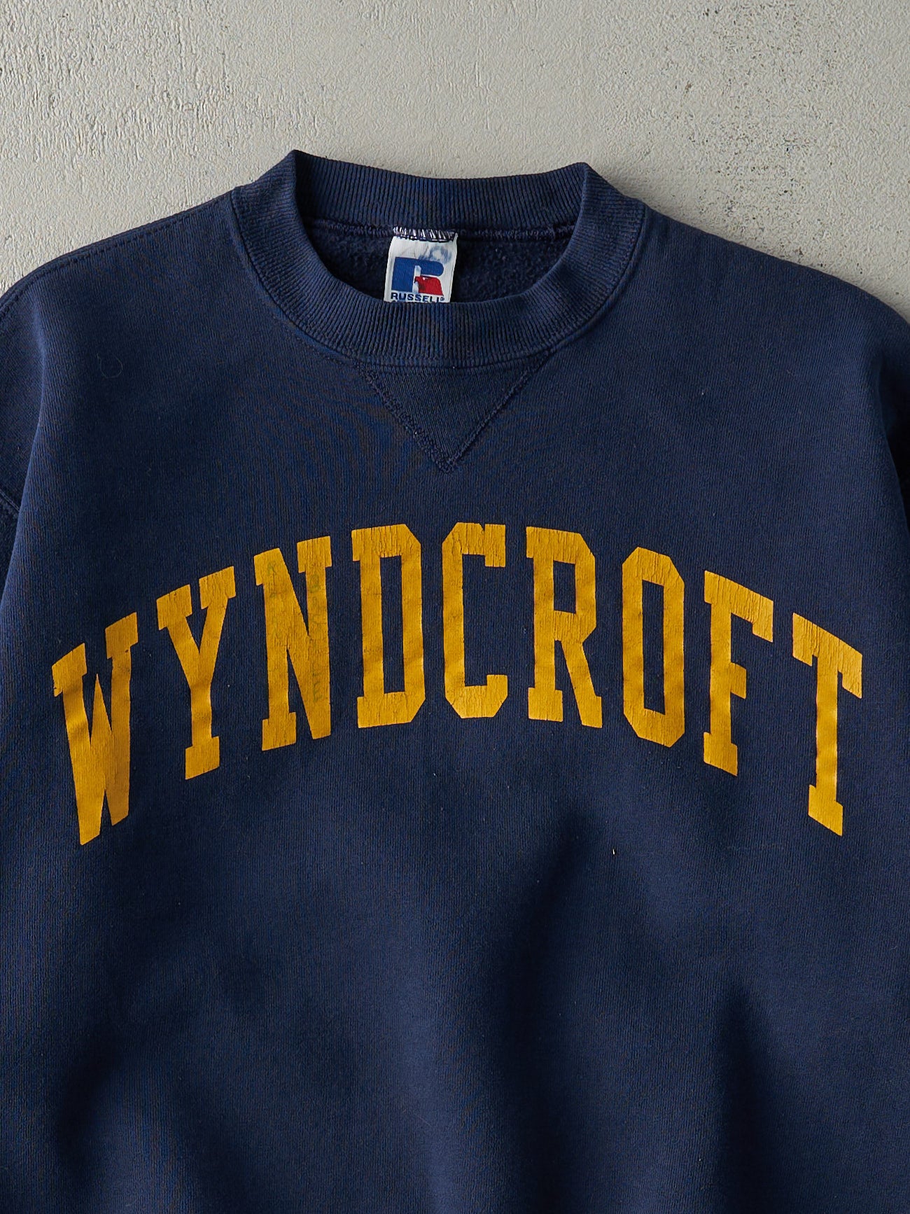 Vintage 90s Navy Blue Wyndcroft Russell Athletics Crewneck (S)
