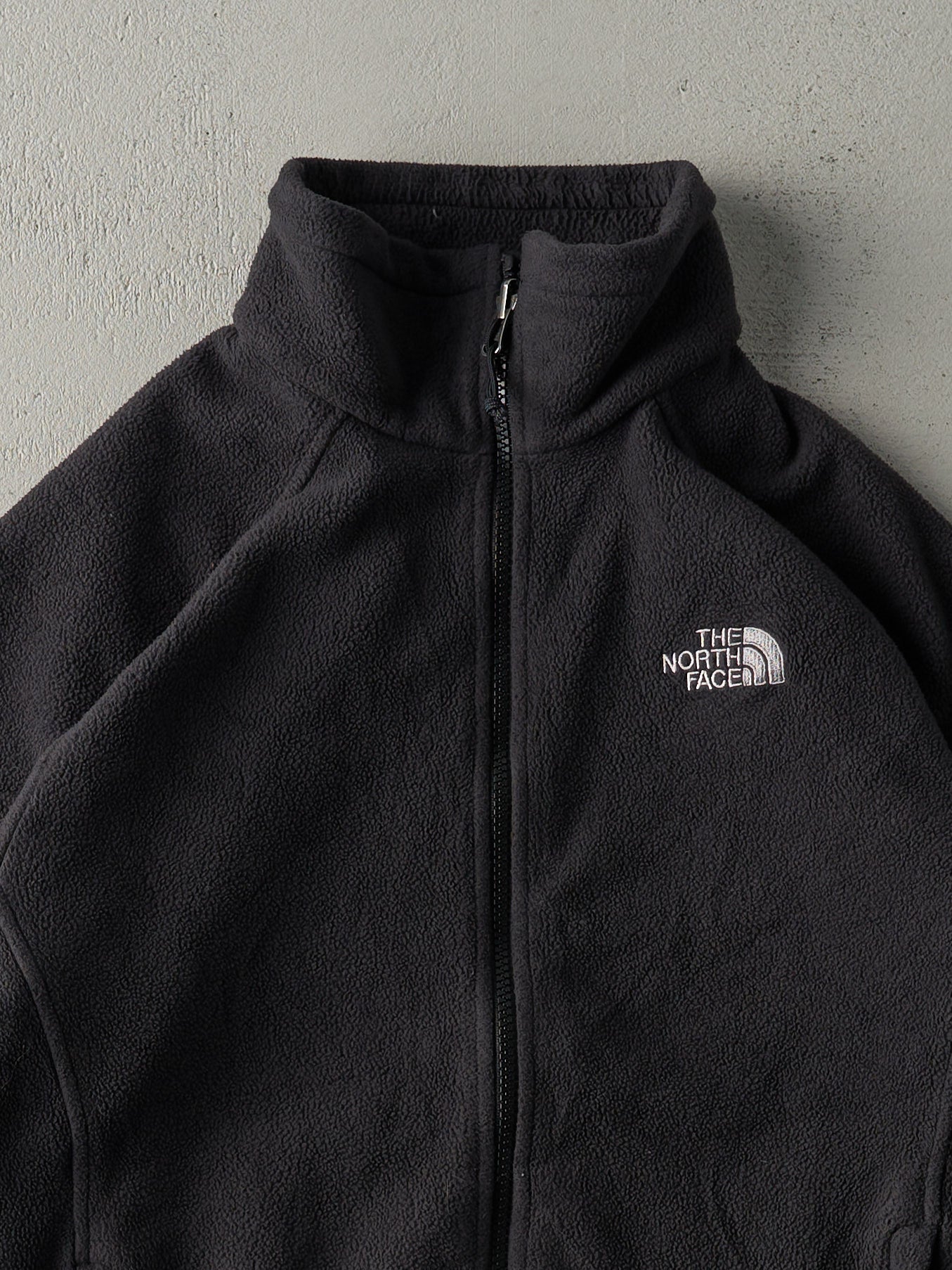 Vintage 90s Faded Black Fleece Zip Up Sweater (M)