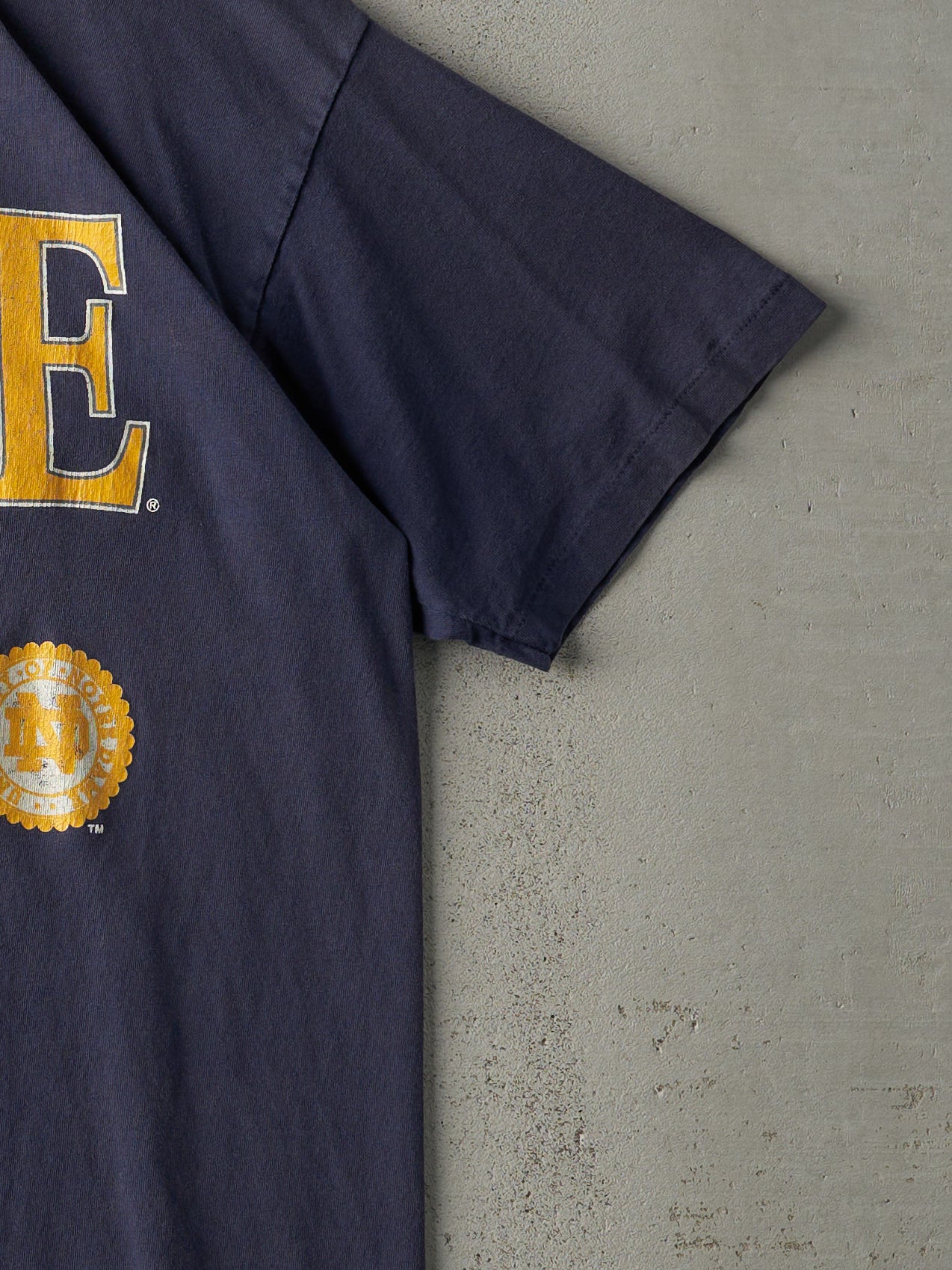 Vintage 90s Navy Blue Notre Dame Fighting Irish Single Stitch Tee (M/L)