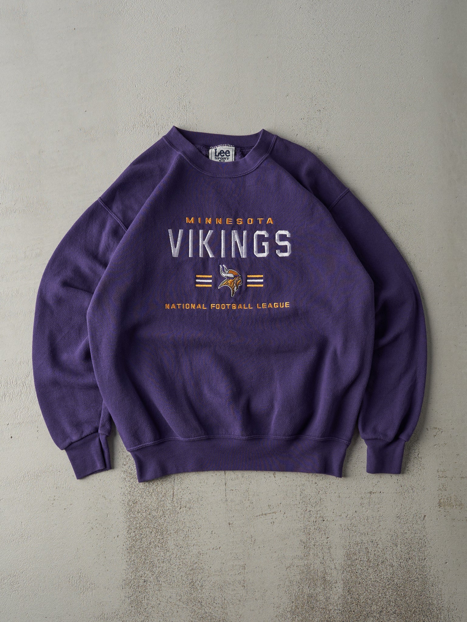 Vintage 90s Purple Minnesota Vikings Crewneck (M/L)