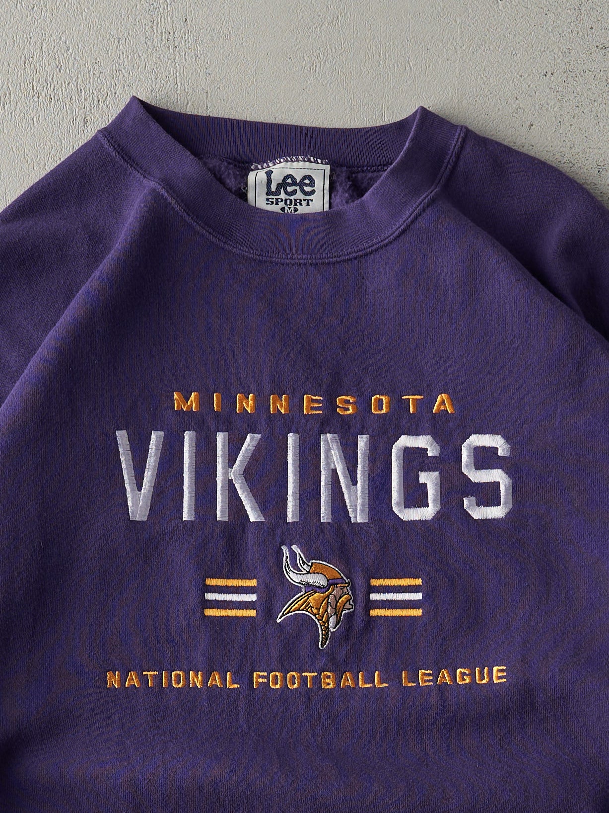 Vintage 90s Purple Minnesota Vikings Crewneck (M/L)